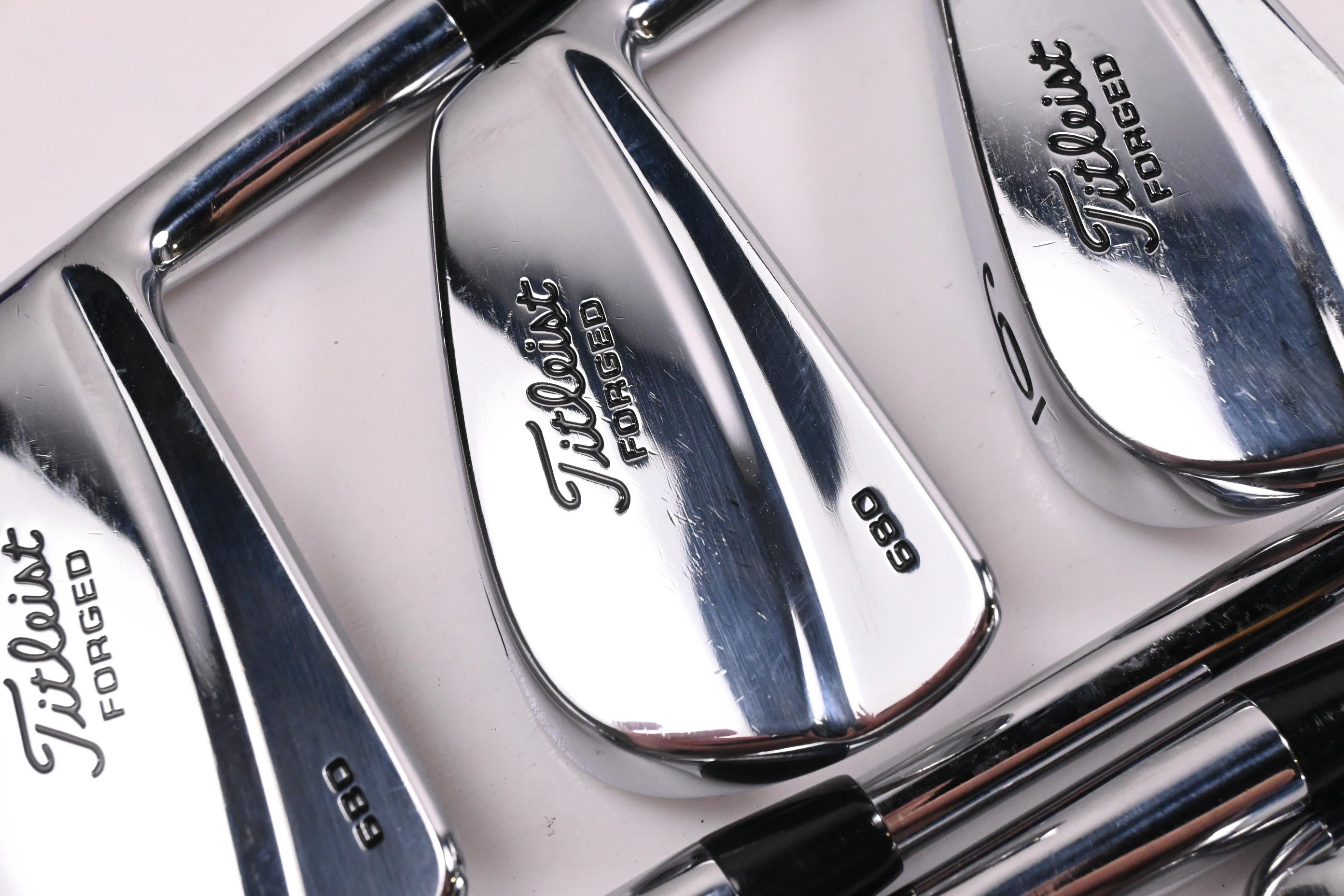 Titleist 680 Forged Irons / 4-PW / Stiff Flex Project X Shafts