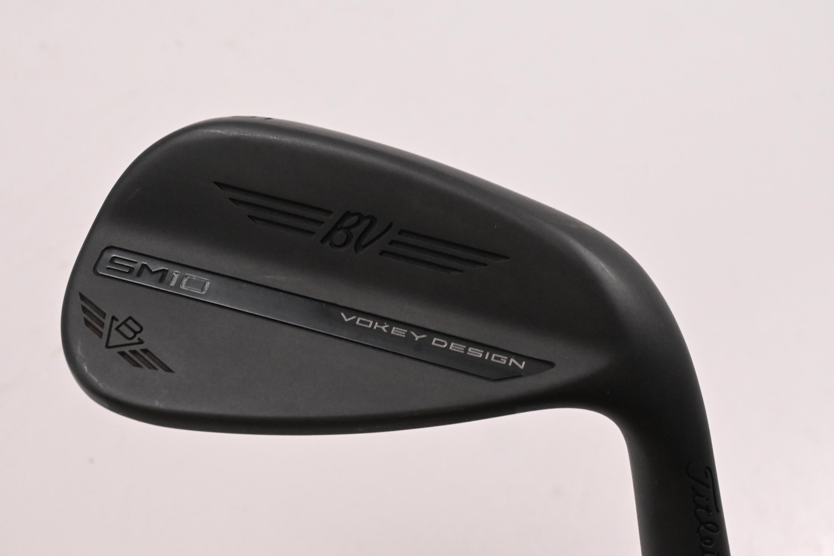 Titleist SM10 Pitching Wedge / 46 Degree / Stiff Flex True Temper AMT White