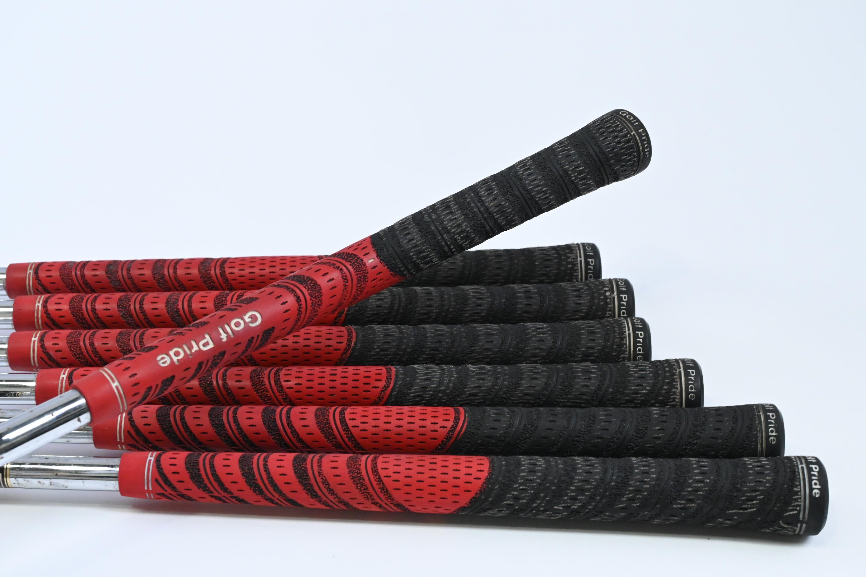 Taylormade R7 TP Irons / 4-PW / Regular Flex Dynamic Gold R300 Shafts