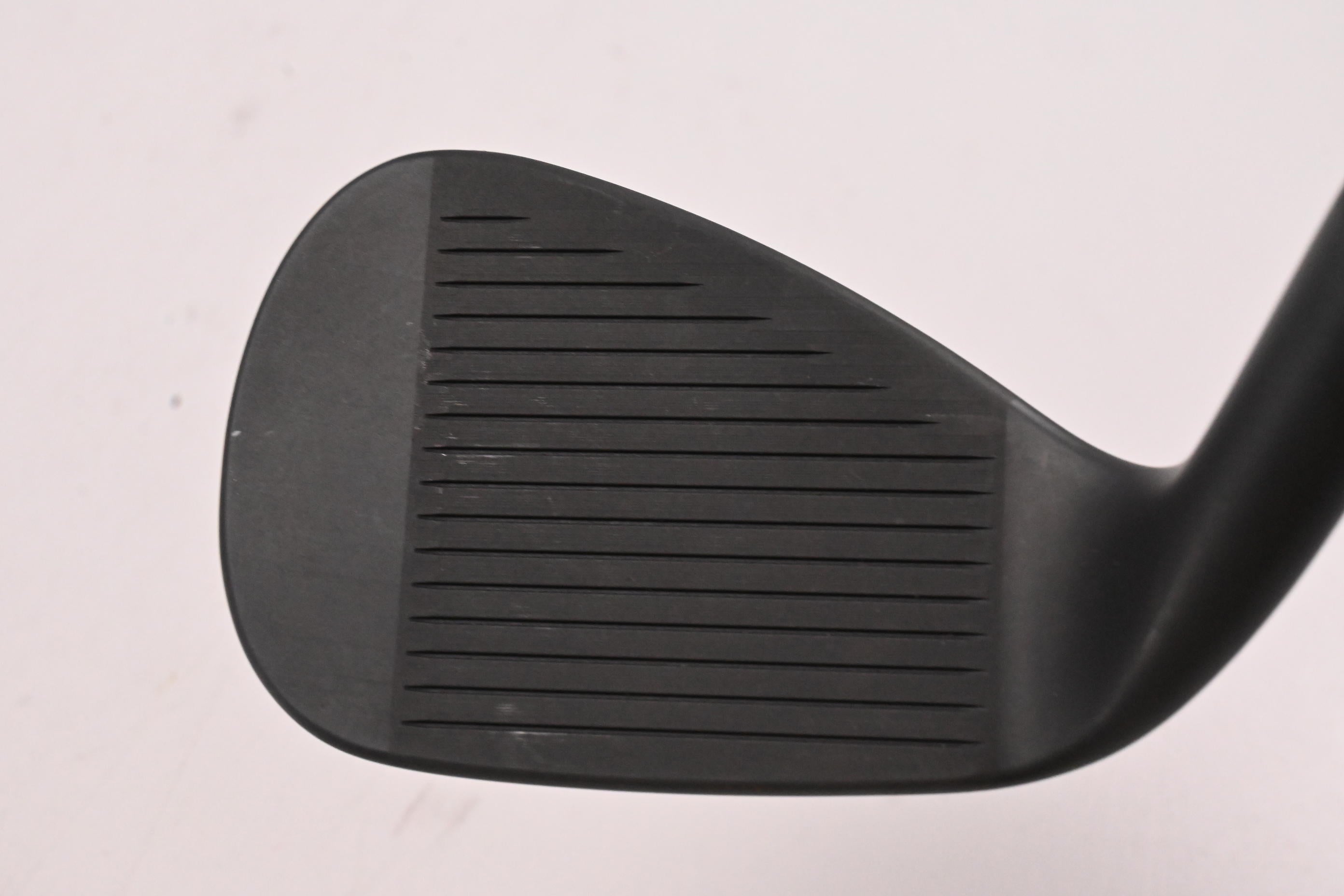 Titleist SM10 Pitching Wedge / 46 Degree / Stiff Flex True Temper AMT White
