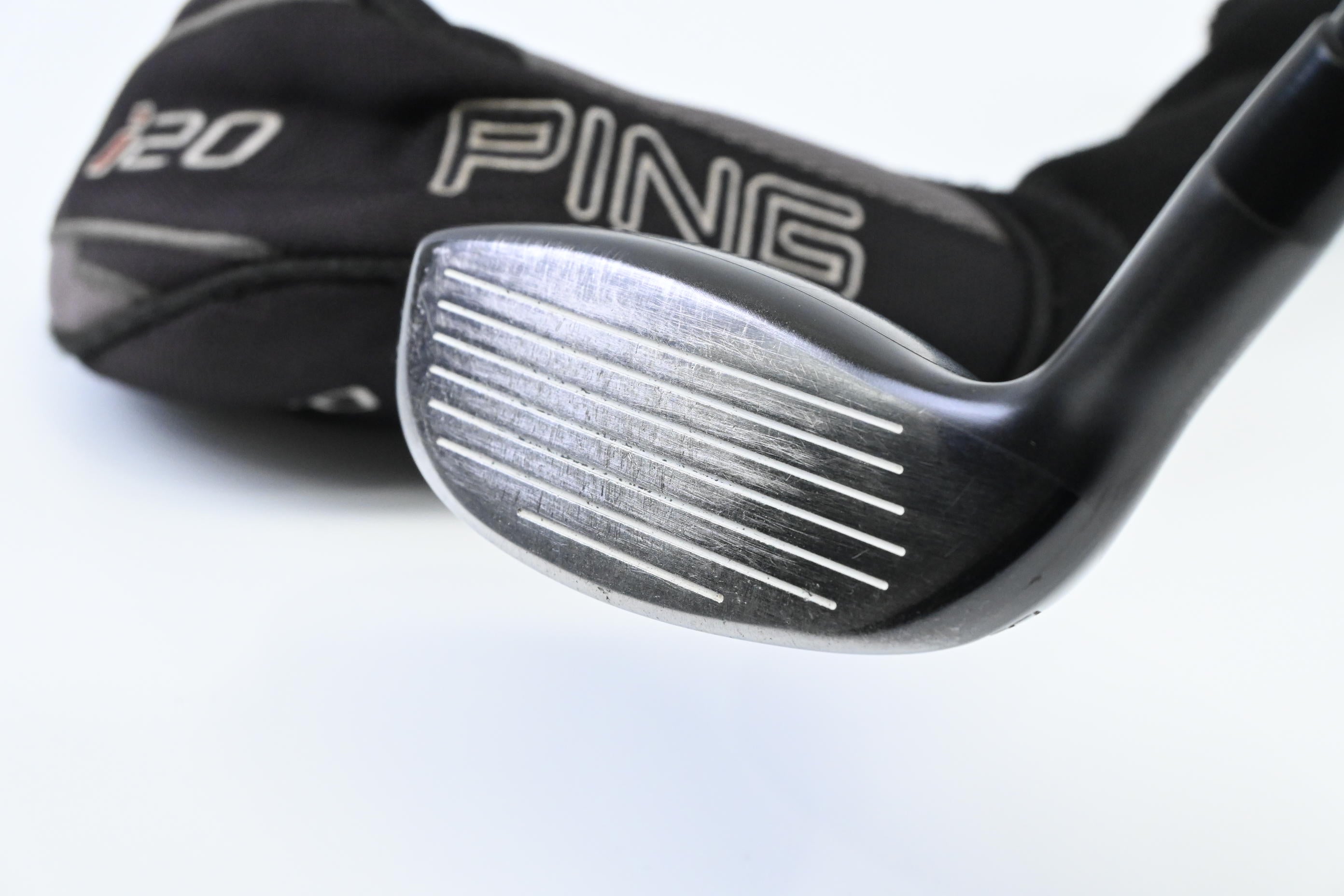Ping i20 #4 Hybrid / 23 Degree / Stiff Flex Project X Black Shaft