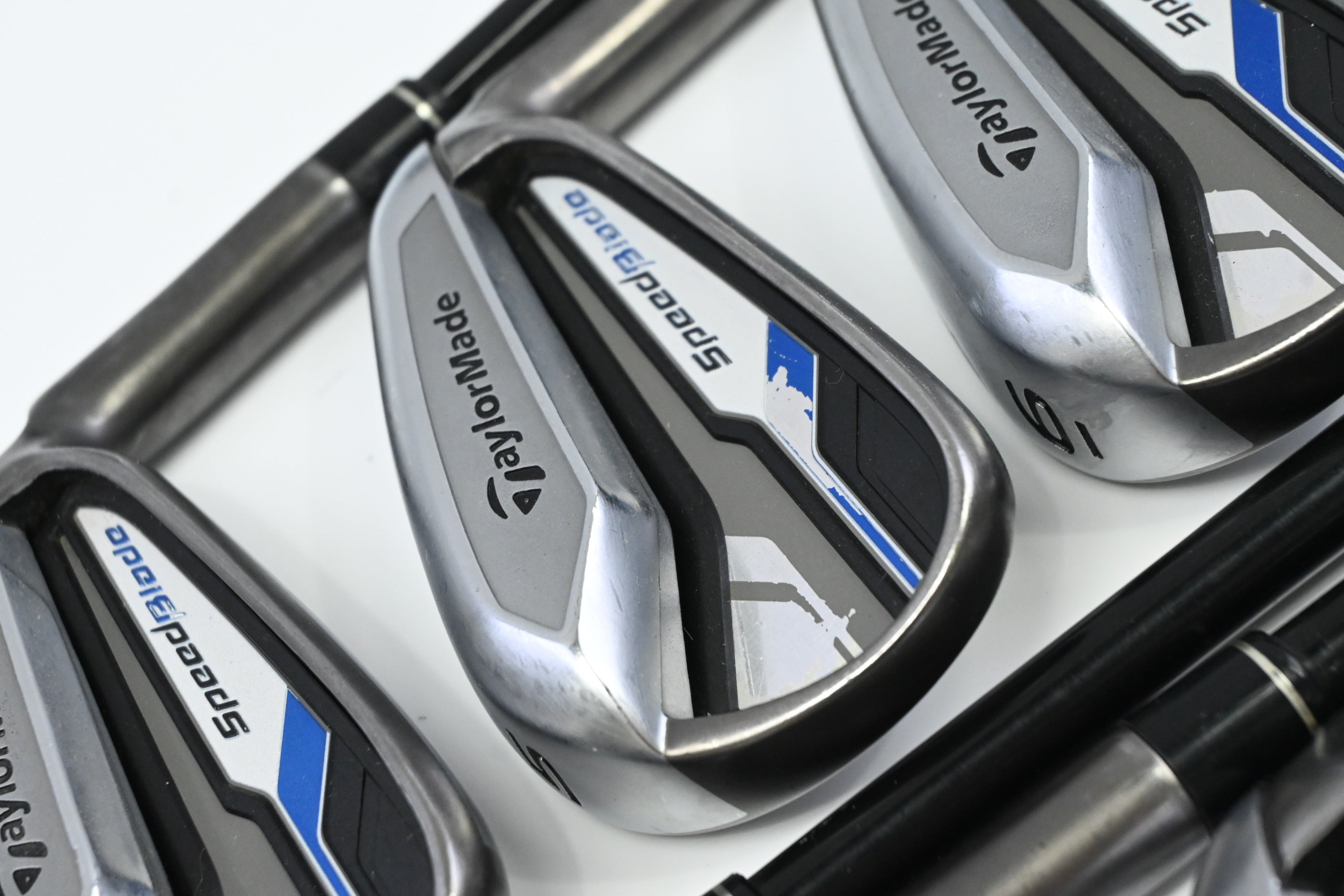 Taylormade Speedblade Irons / 4-PW+AW+SW / Regular Flex Taylormade VeloxT 65