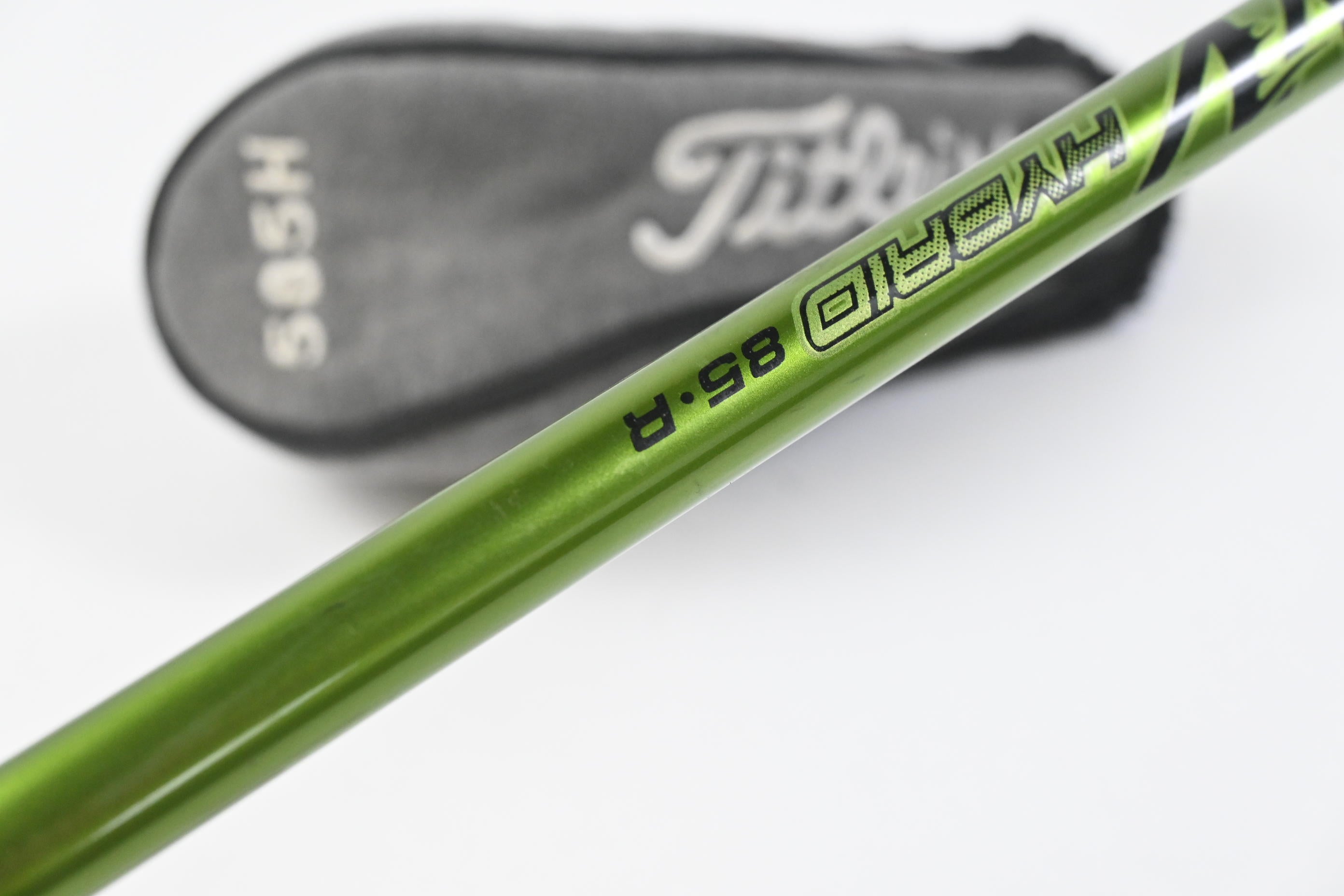 Titleist 585.H #3 Hybrid / 21 Degree / Regular Flex Aldila NV 85 Shaft