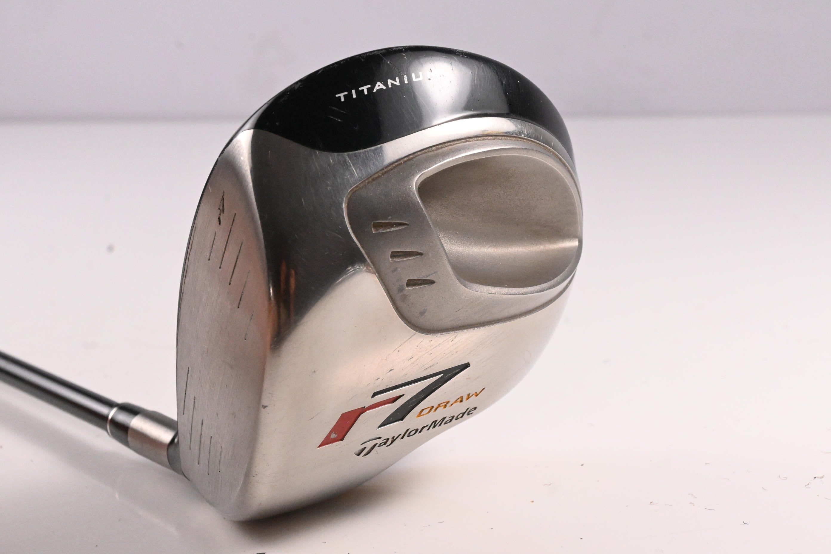 Left Hand Taylormade R7 Draw Driver / 10.5 Degree / Regular Flex REAX 55 Shaft