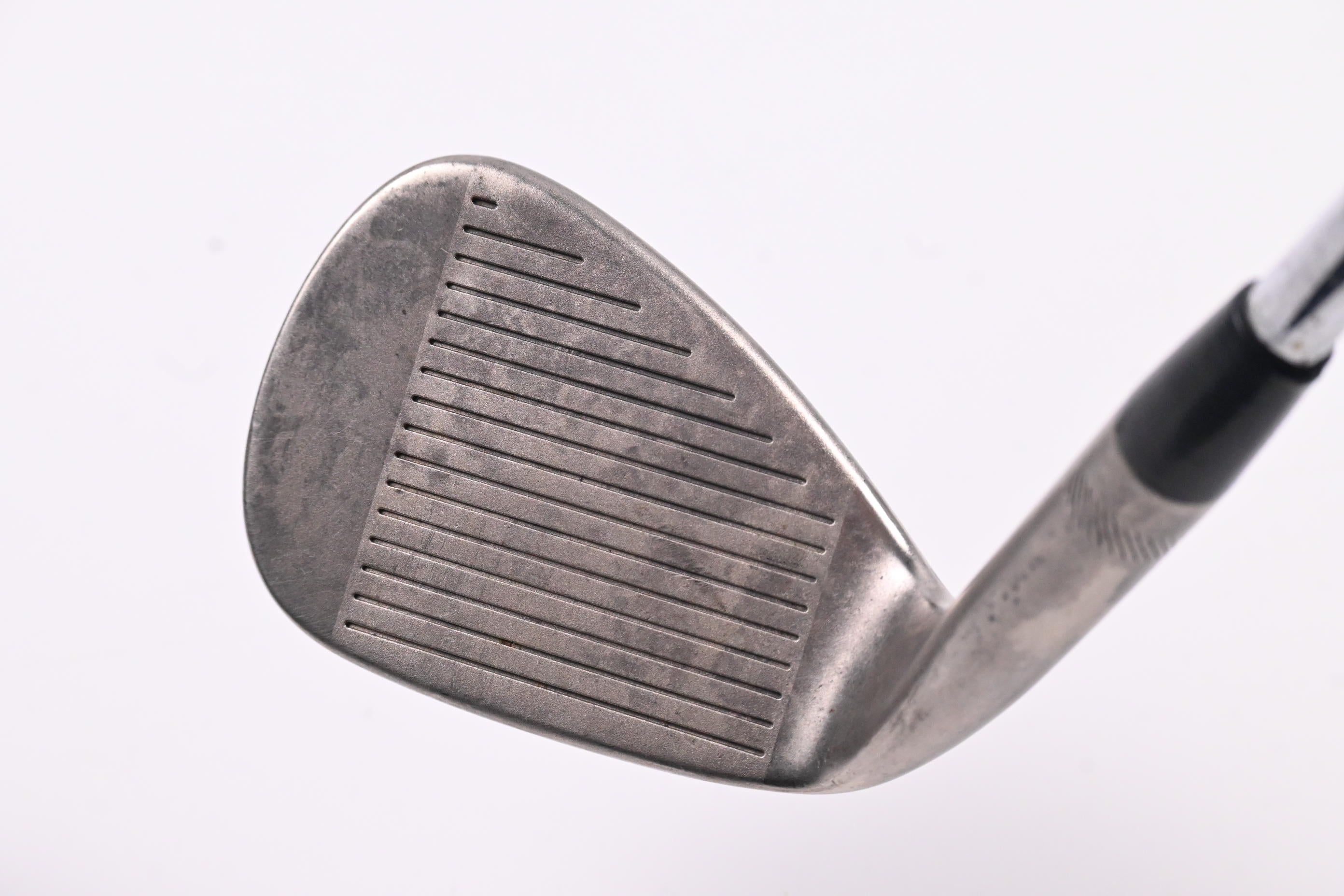 Titleist Vokey Design Pitching Wedge / 48 Degree / Wedge Flex Dynamic Gold Shaft