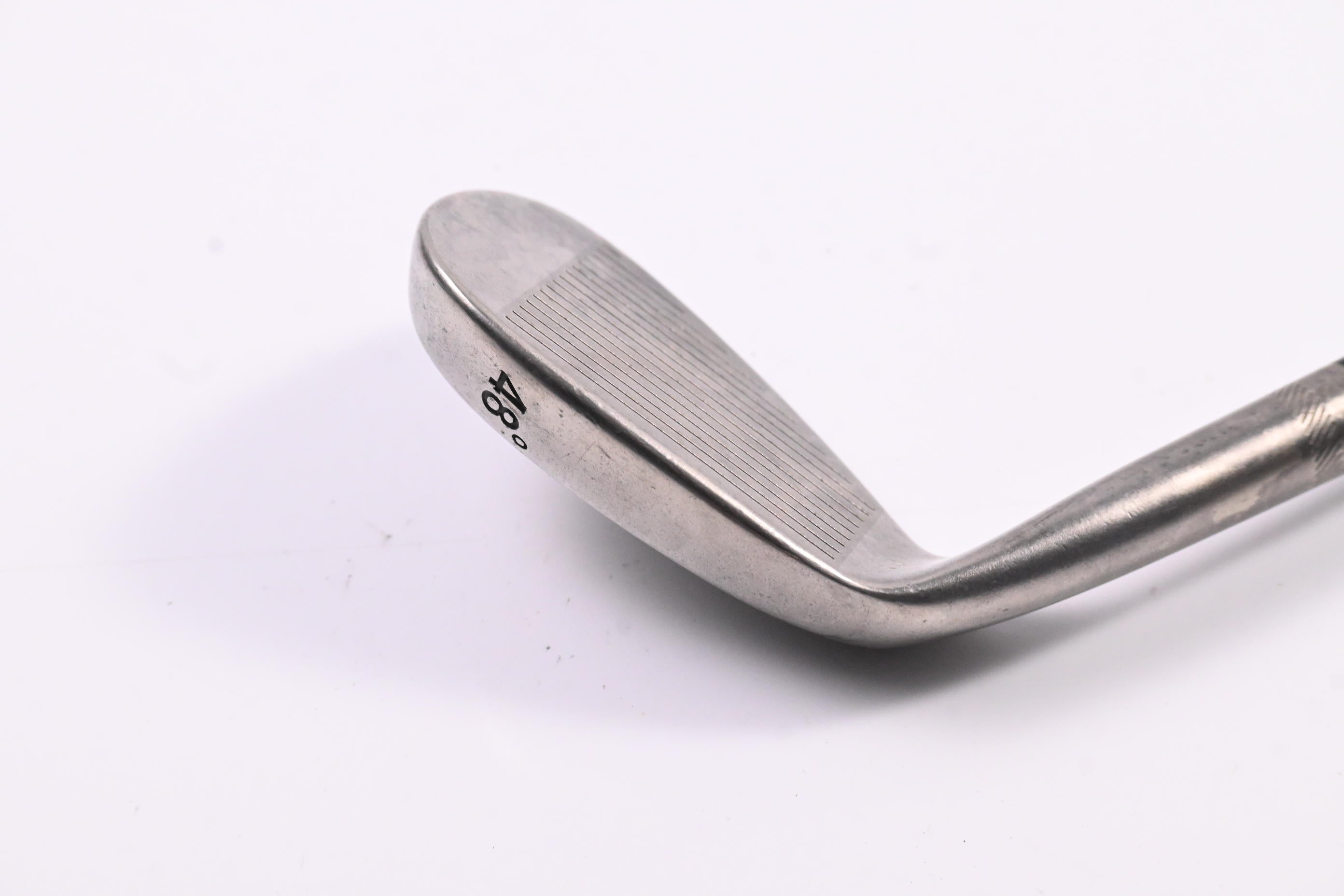 Titleist Vokey Design Pitching Wedge / 48 Degree / Wedge Flex Dynamic Gold Shaft