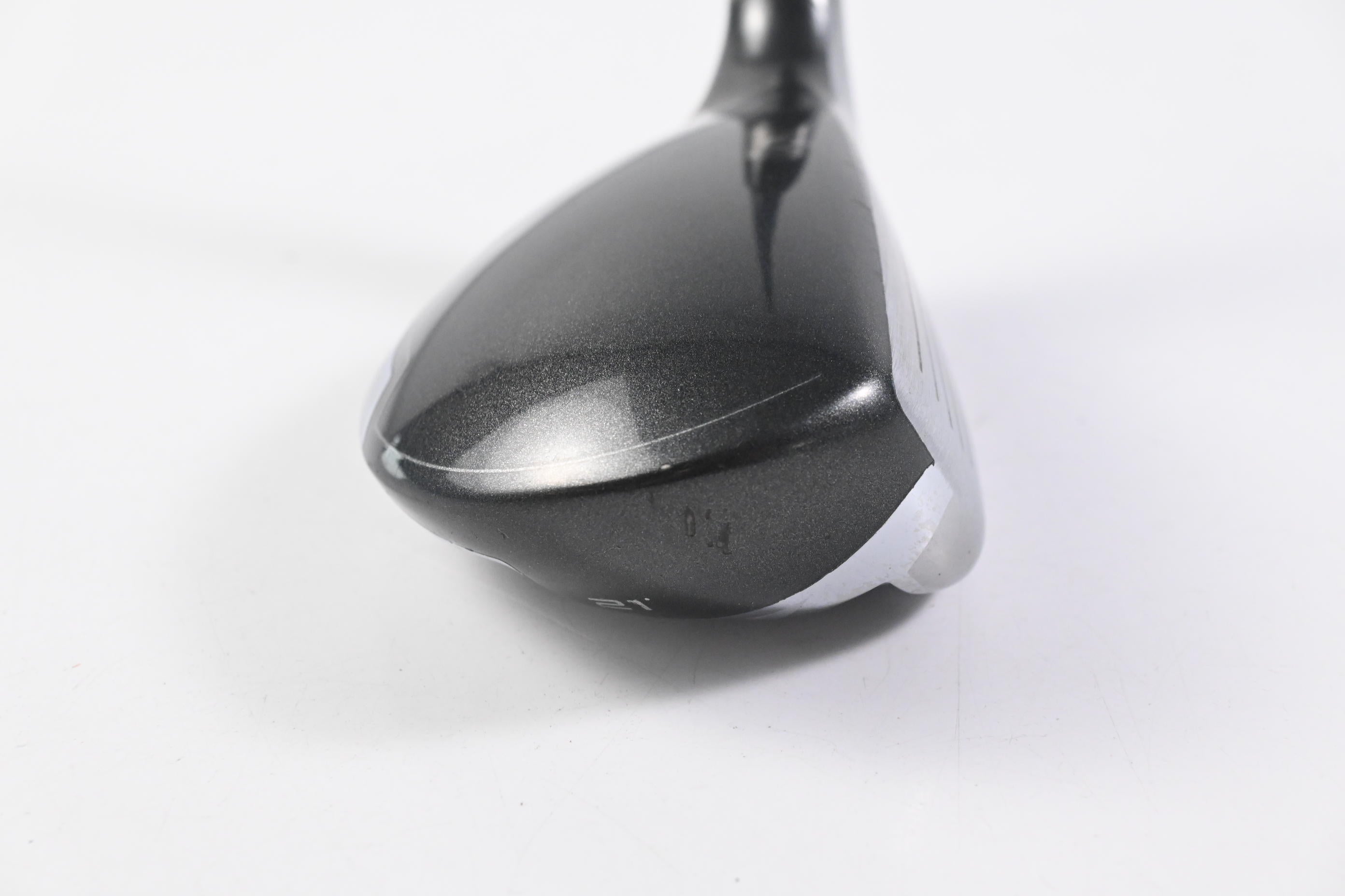 Taylormade SLDR #4 Hybrid / 21 Degree / Regular Flex Fujikura Speeder 82 Shaft
