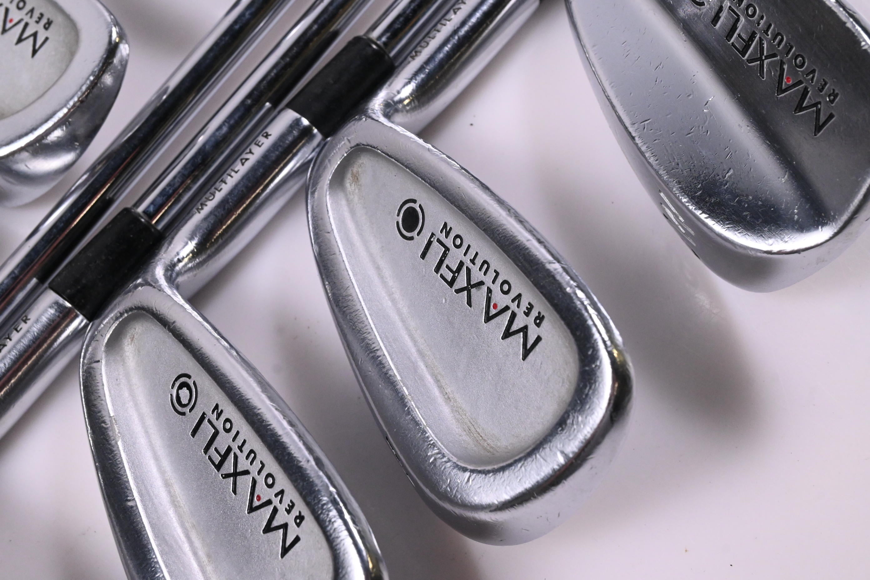 Maxfli Revolution Black Dot Irons / 3-PW+SW / Regular Flex Dynamic Gold R300