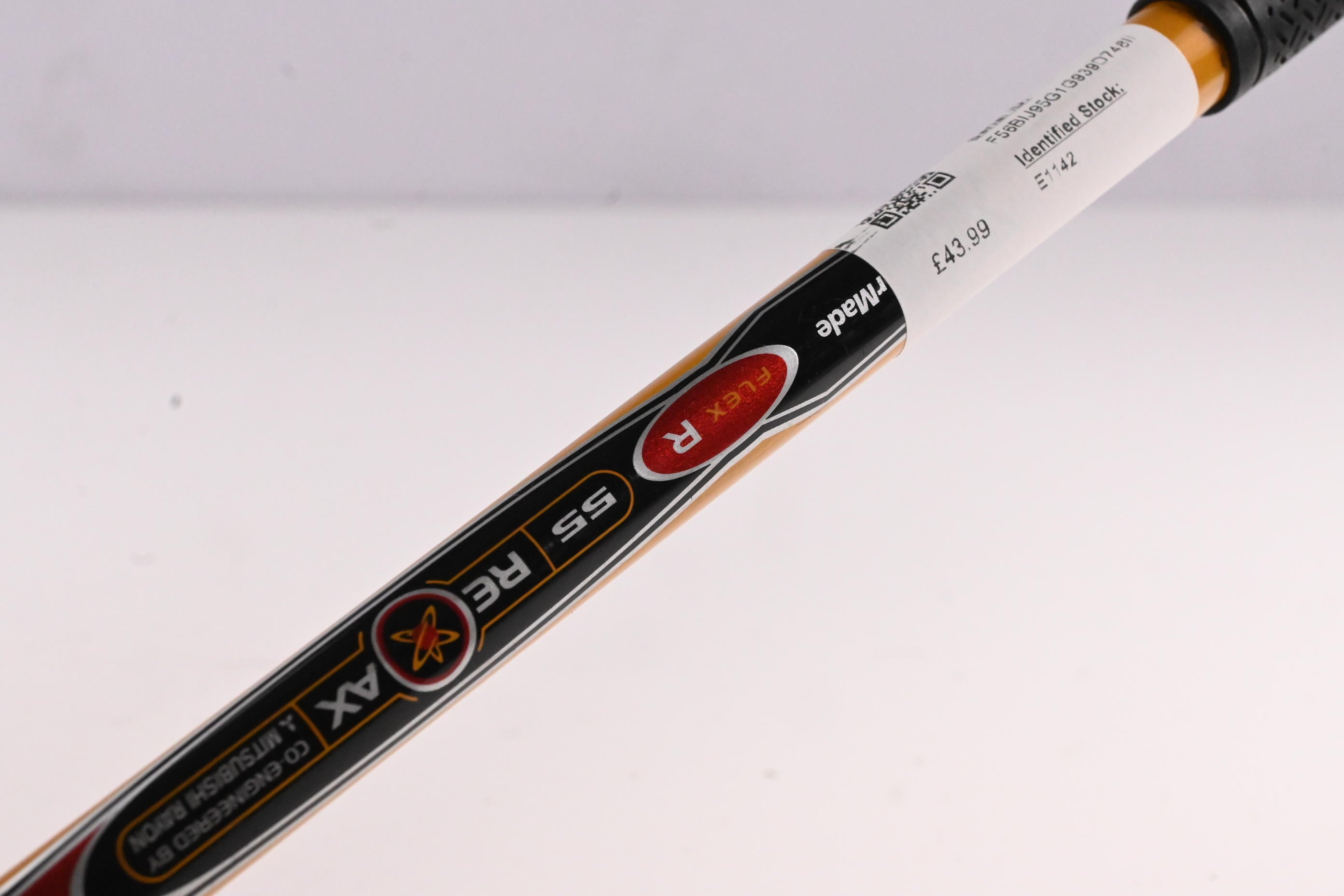 Left Hand Taylormade R7 Draw Driver / 10.5 Degree / Regular Flex REAX 55 Shaft