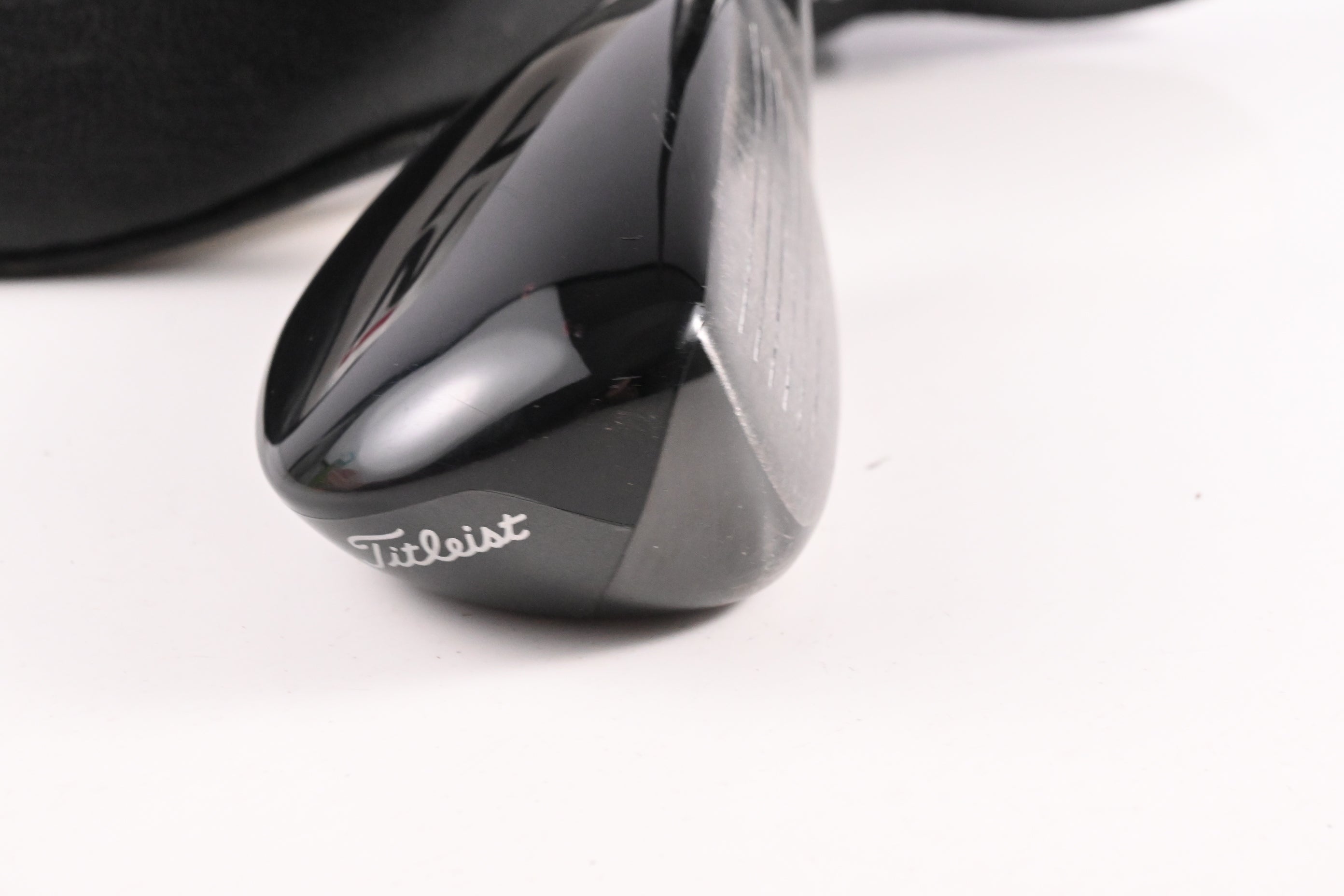 Titleist TSi3 #2 Hybrid / 18 Degree / Stiff Flex HZRDUS Smoke Black RDX 80 Shaft
