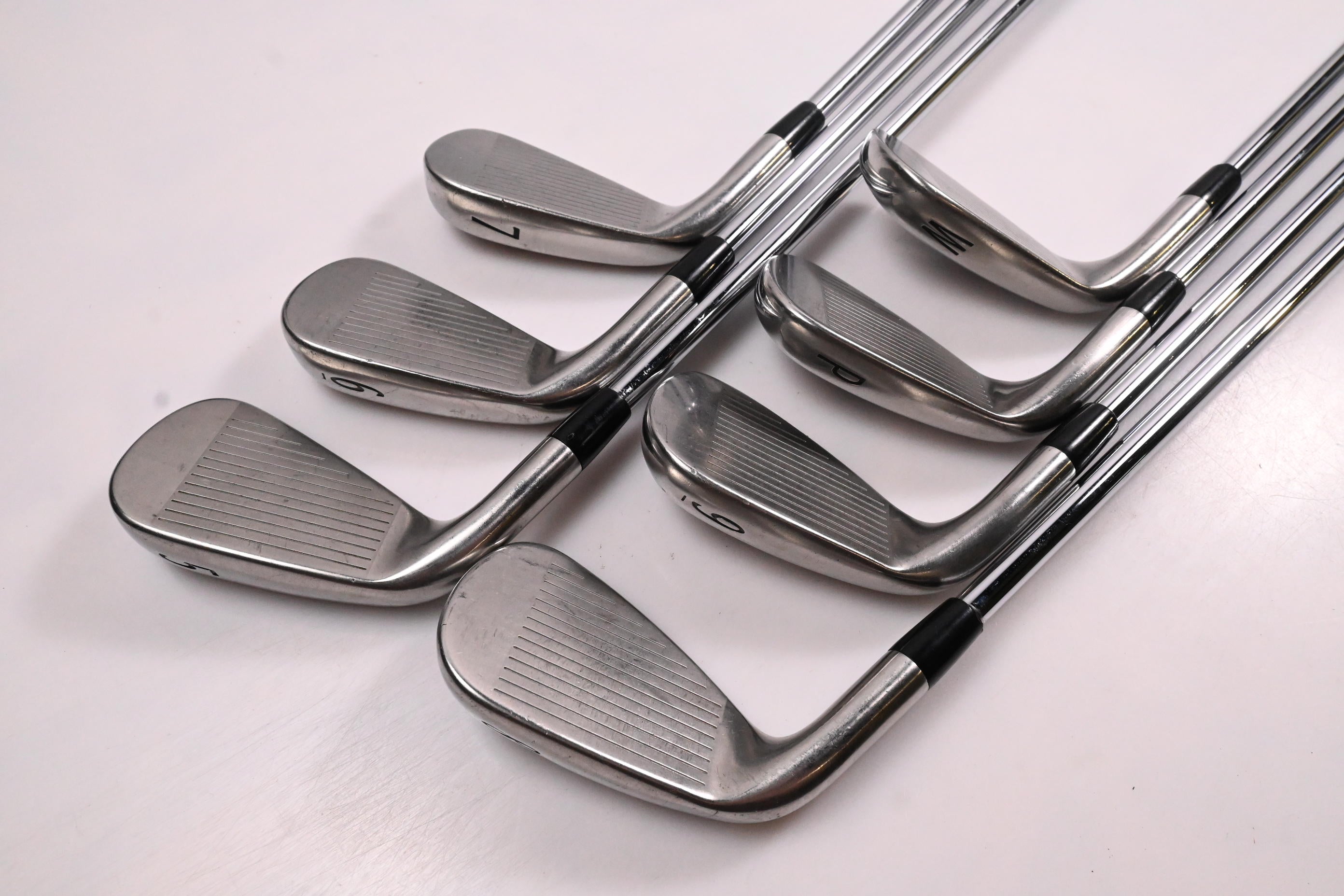 Titleist 716 AP1 Irons / 5-PW+GW / Regular Flex XP 90 R300 Shafts
