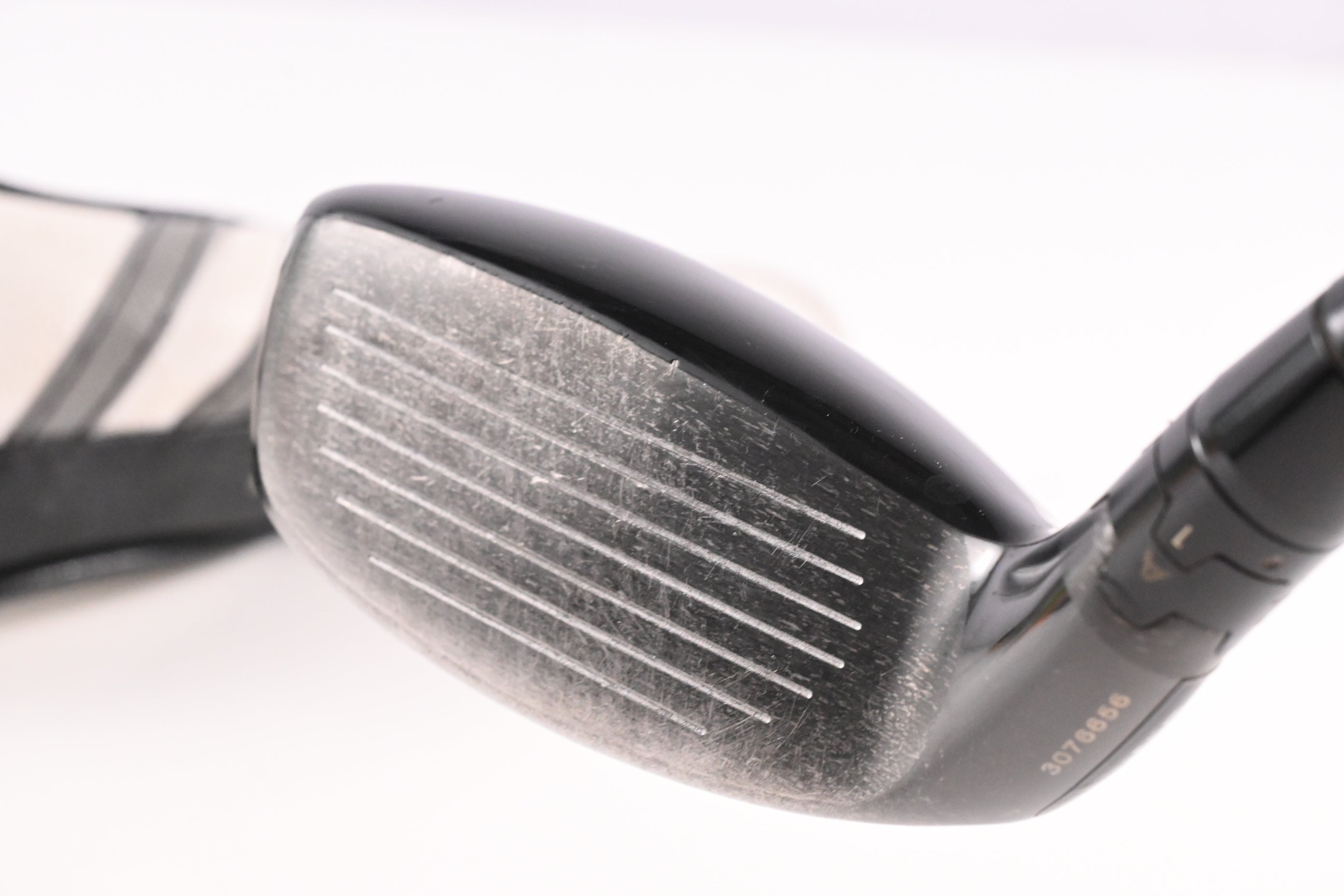 Titleist TSi3 #2 Hybrid / 18 Degree / Stiff Flex HZRDUS Smoke Black RDX 80 Shaft