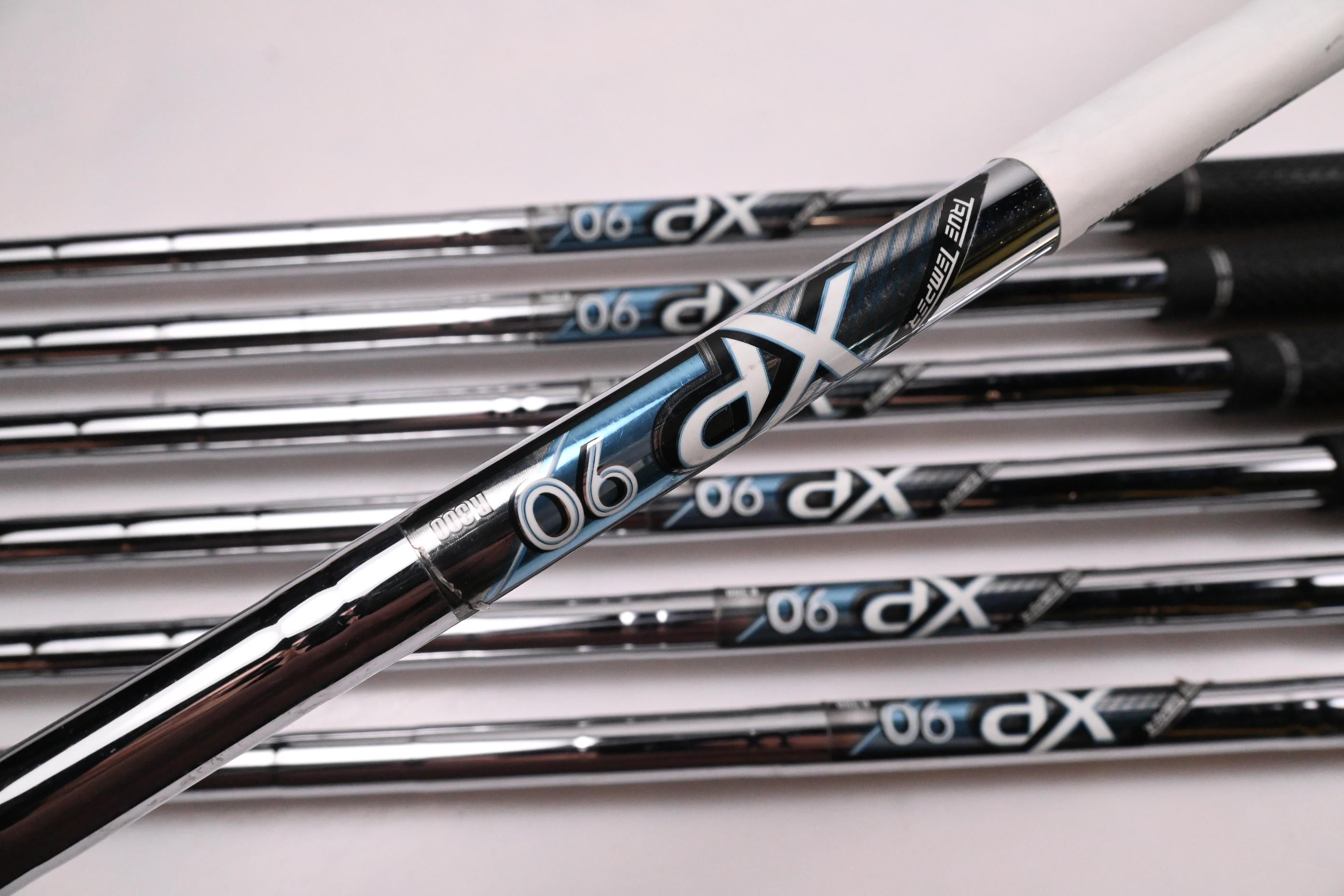 Titleist 716 AP1 Irons / 5-PW+GW / Regular Flex XP 90 R300 Shafts