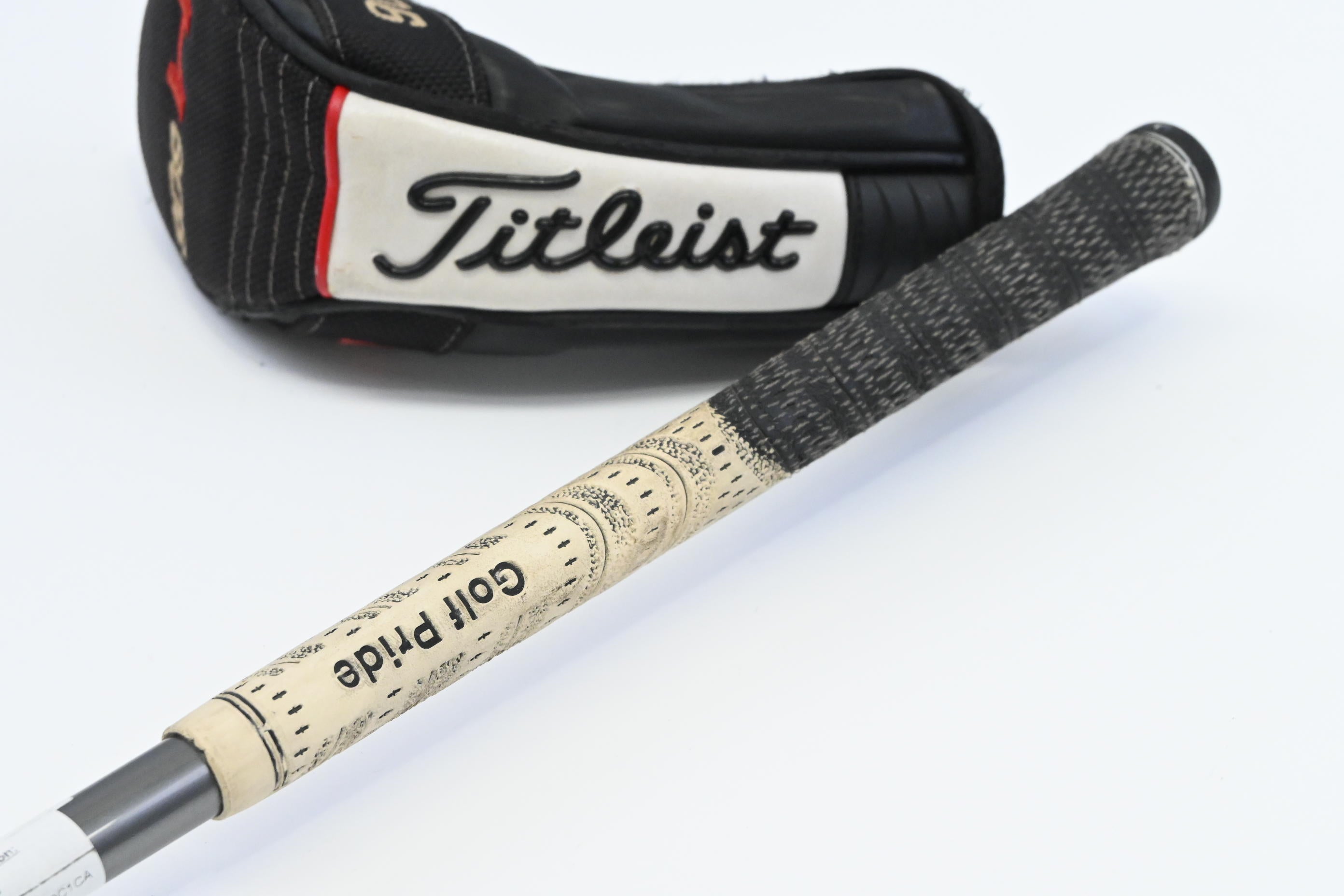 Titleist 909H #3 Hybrid / 19 Degree / Regular Flex Diamana 80 Shaft