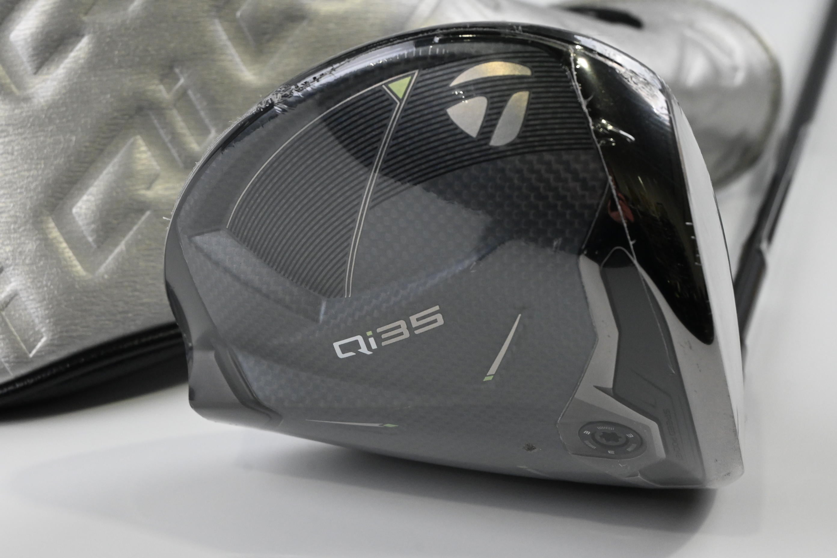 Taylormade Qi35 Driver / 9 Degree / Regular Flex Diamana T+ 60
