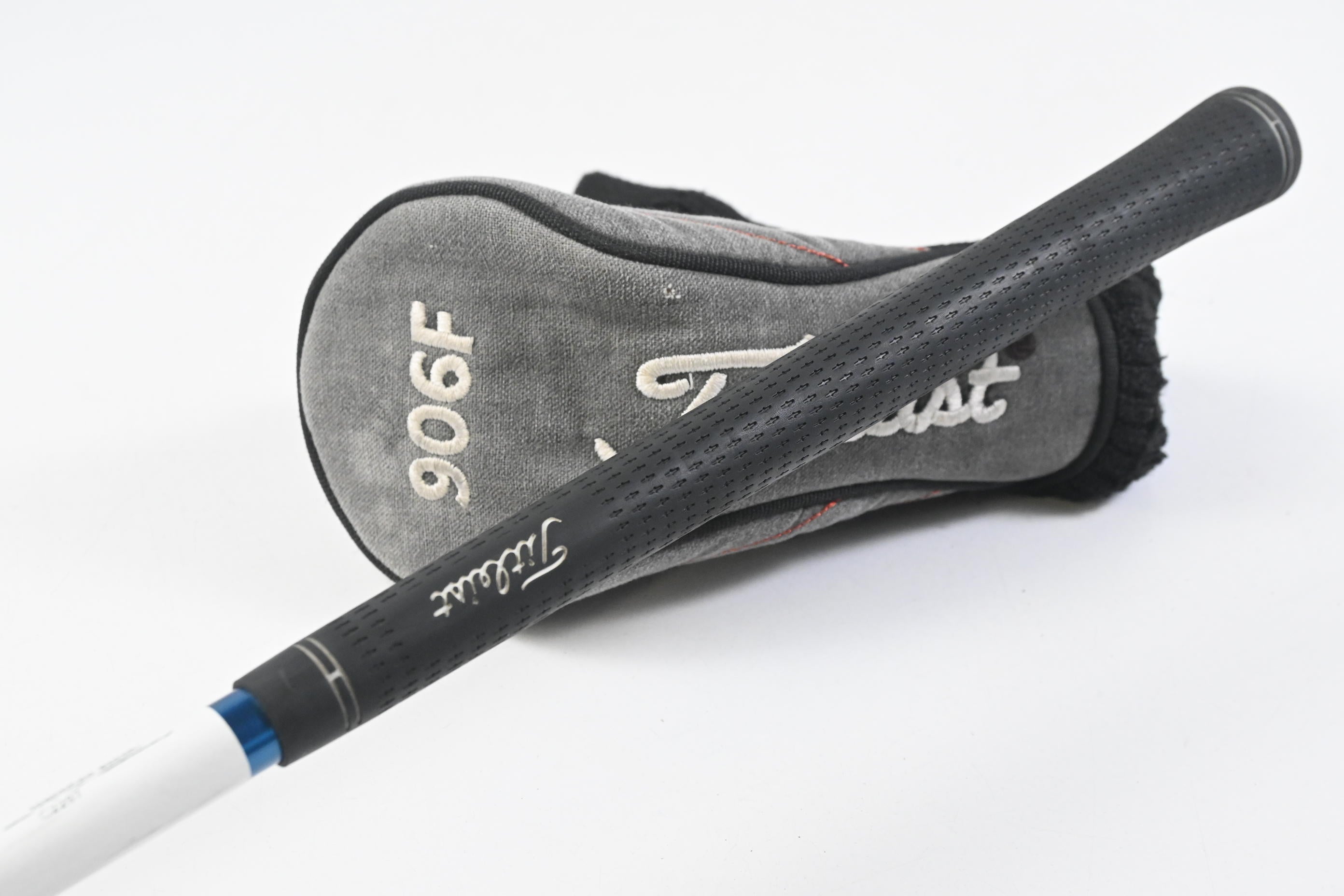 Titleist 906 F4 #3 Wood / 15.5 Degree / Regular Flex Aldila VS Proto 80 Shaft