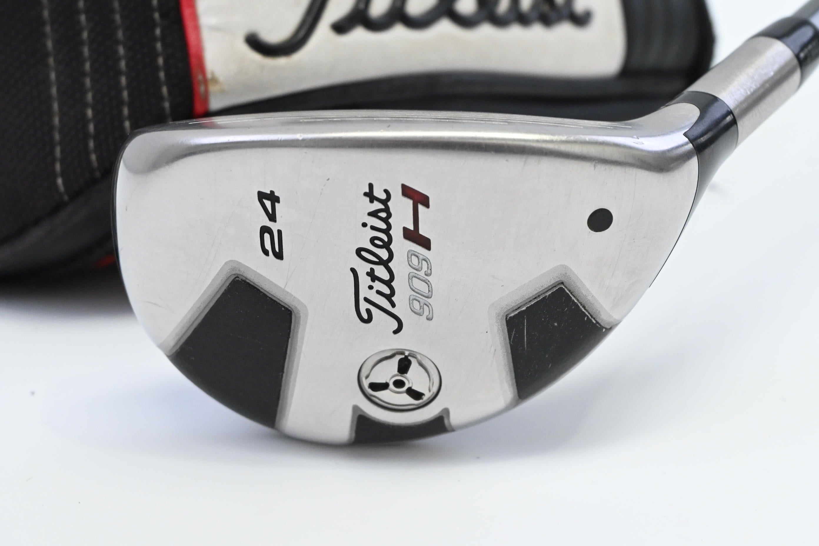 Titleist 909H #4 Hybrid / 24 Degree / Regular Flex Diamana 80 Shaft
