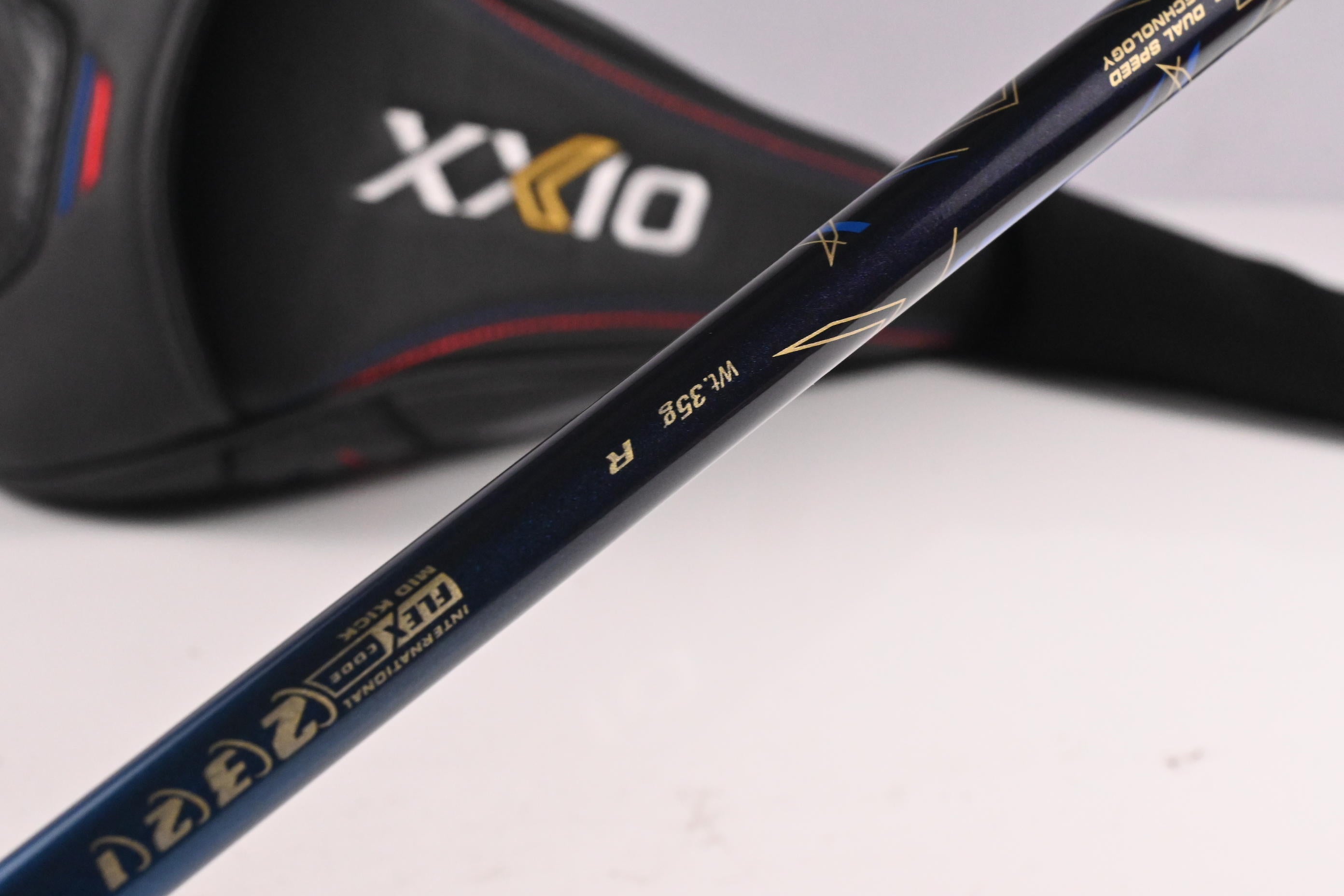XXIO 13 Driver / 10.5 Degree / Regular Flex XXIO MP 1300 35 Shaft