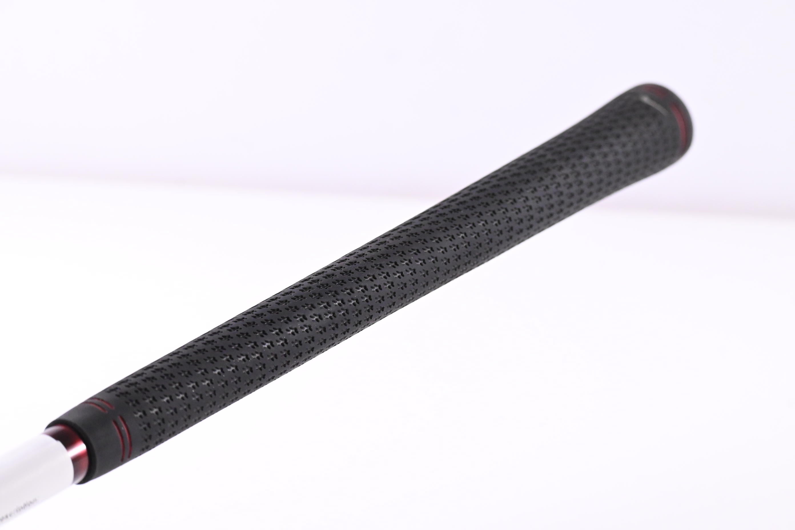 Nike VR Pro #4 Hybrid / 24 Degree / Regular Flex Aldila Voodoo Shaft