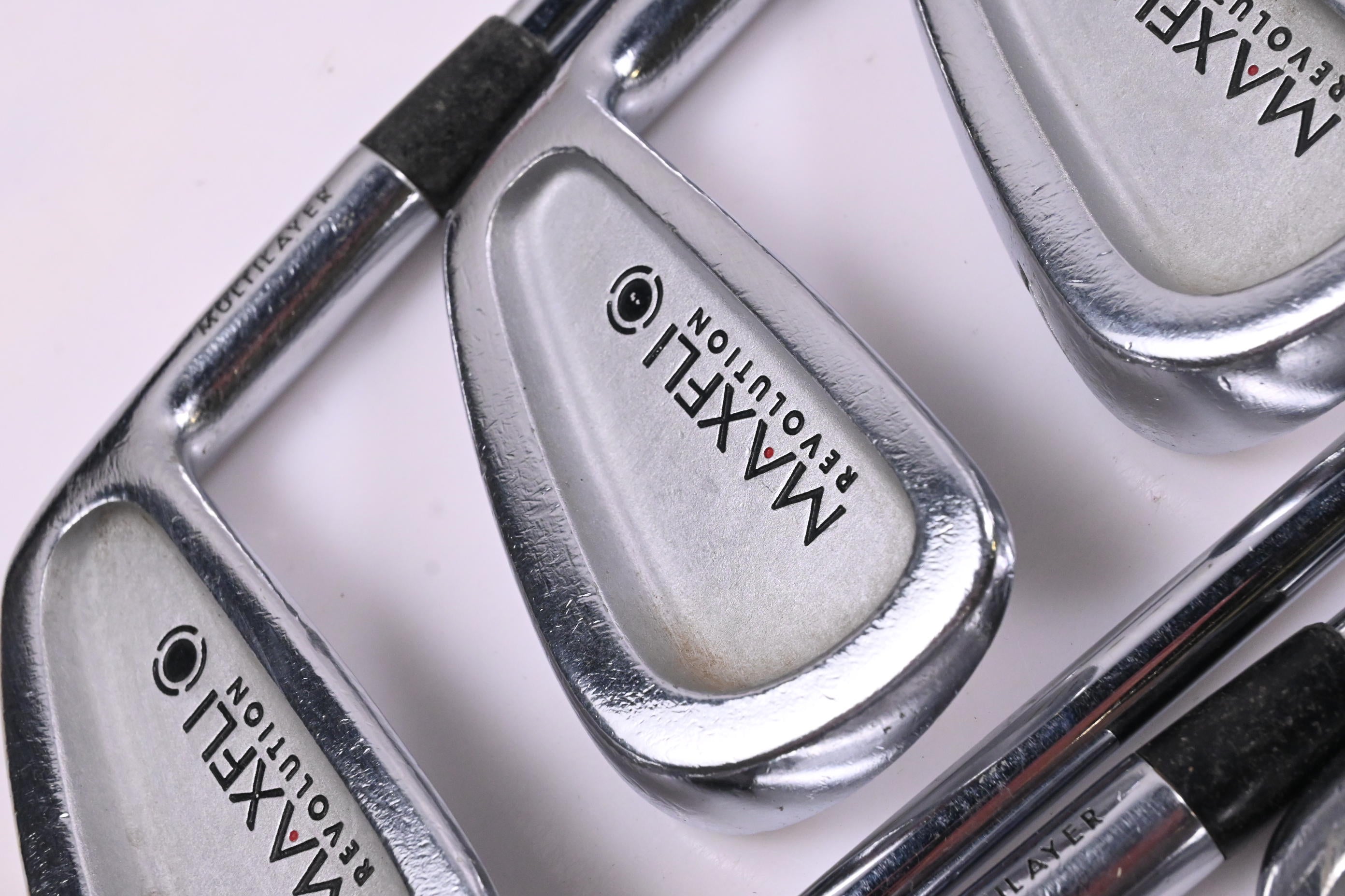 Maxfli Revolution Black Dot Irons / 5-PW+SW / Regular Flex Dynamic Gold R300U