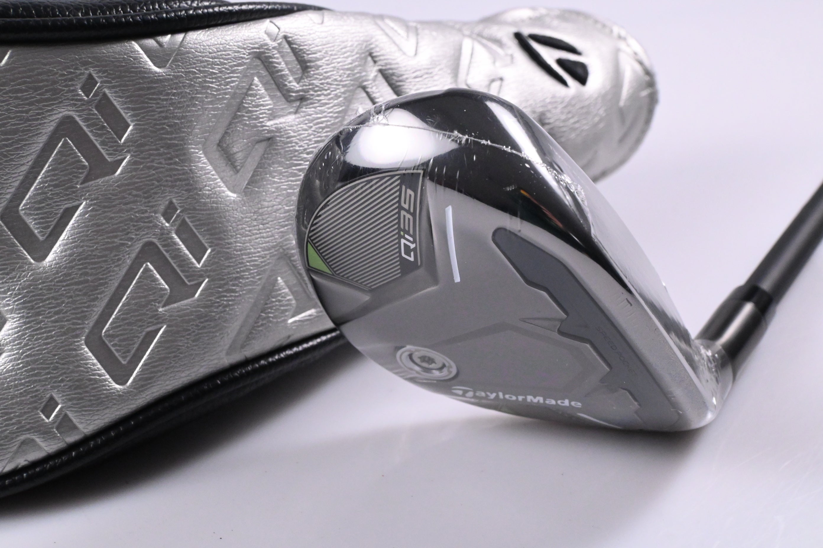 Taylormade Qi35 Max Lite #5 Hybrid / 27 Degree / Senior Flex Vanquish 5 Shaft