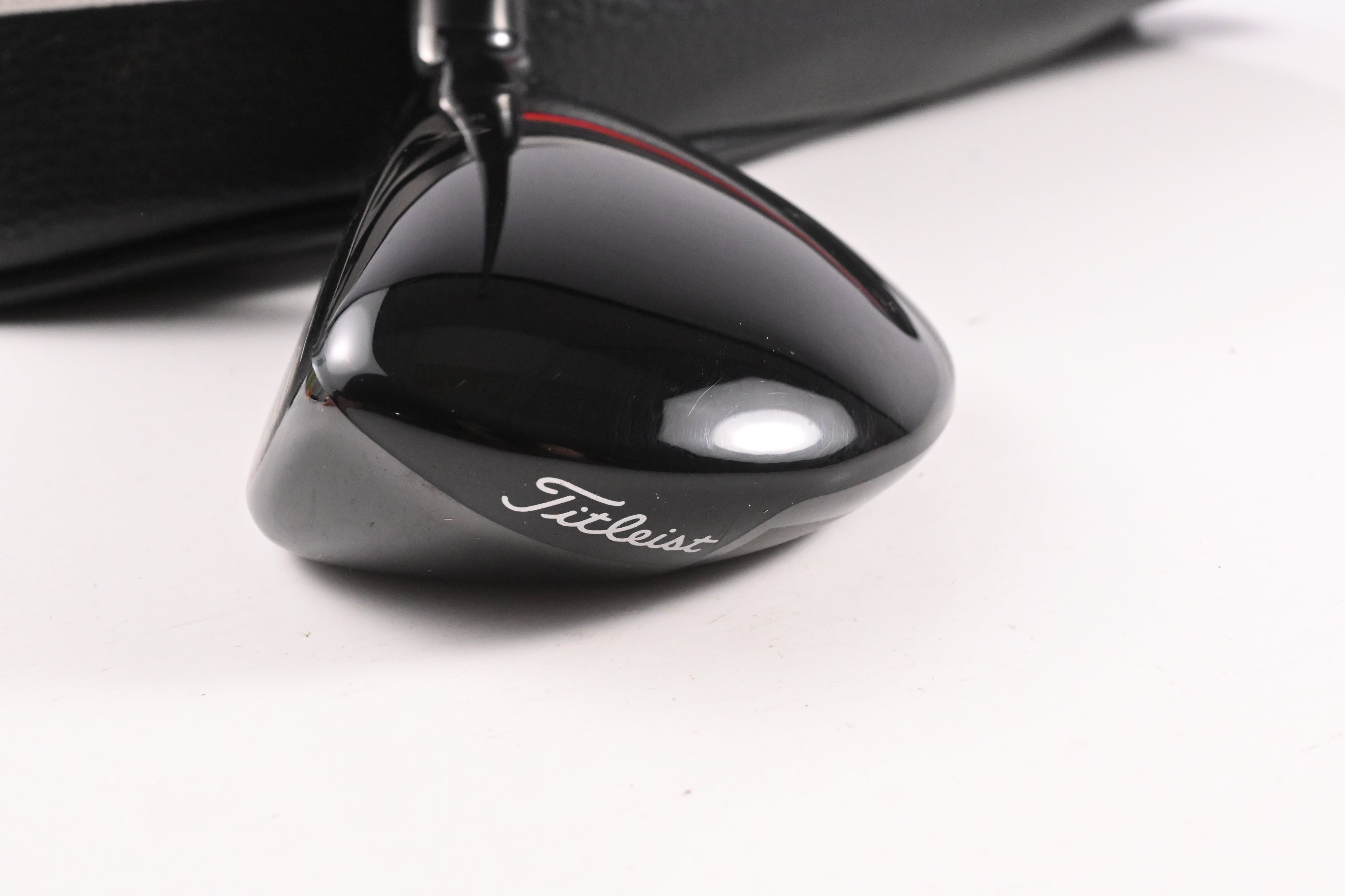 Titleist GT1 #5 Hybrid / 23 Degree / Regular Flex Accra iH6 Shaft