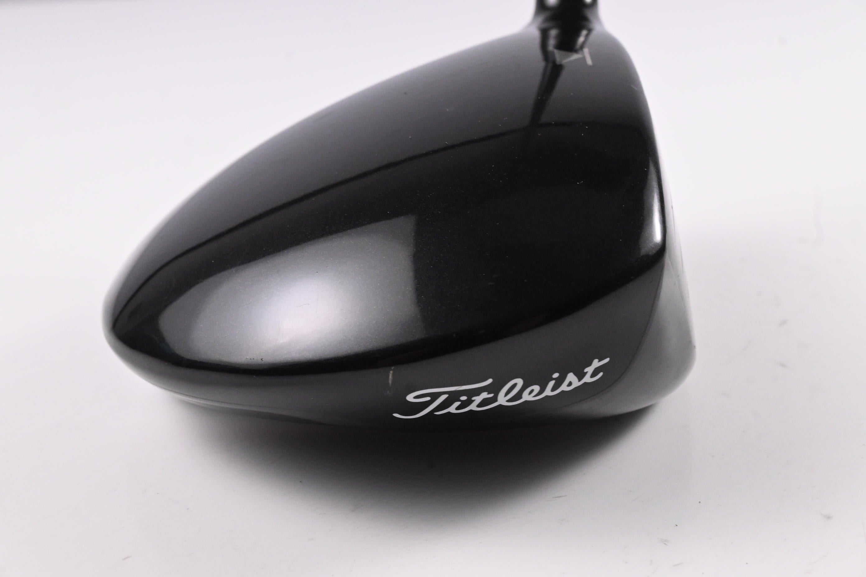 Titleist 913 D2 Driver / 8.5 Degree / Stiff Flex Aldila RIP Phenom 70 Shaft