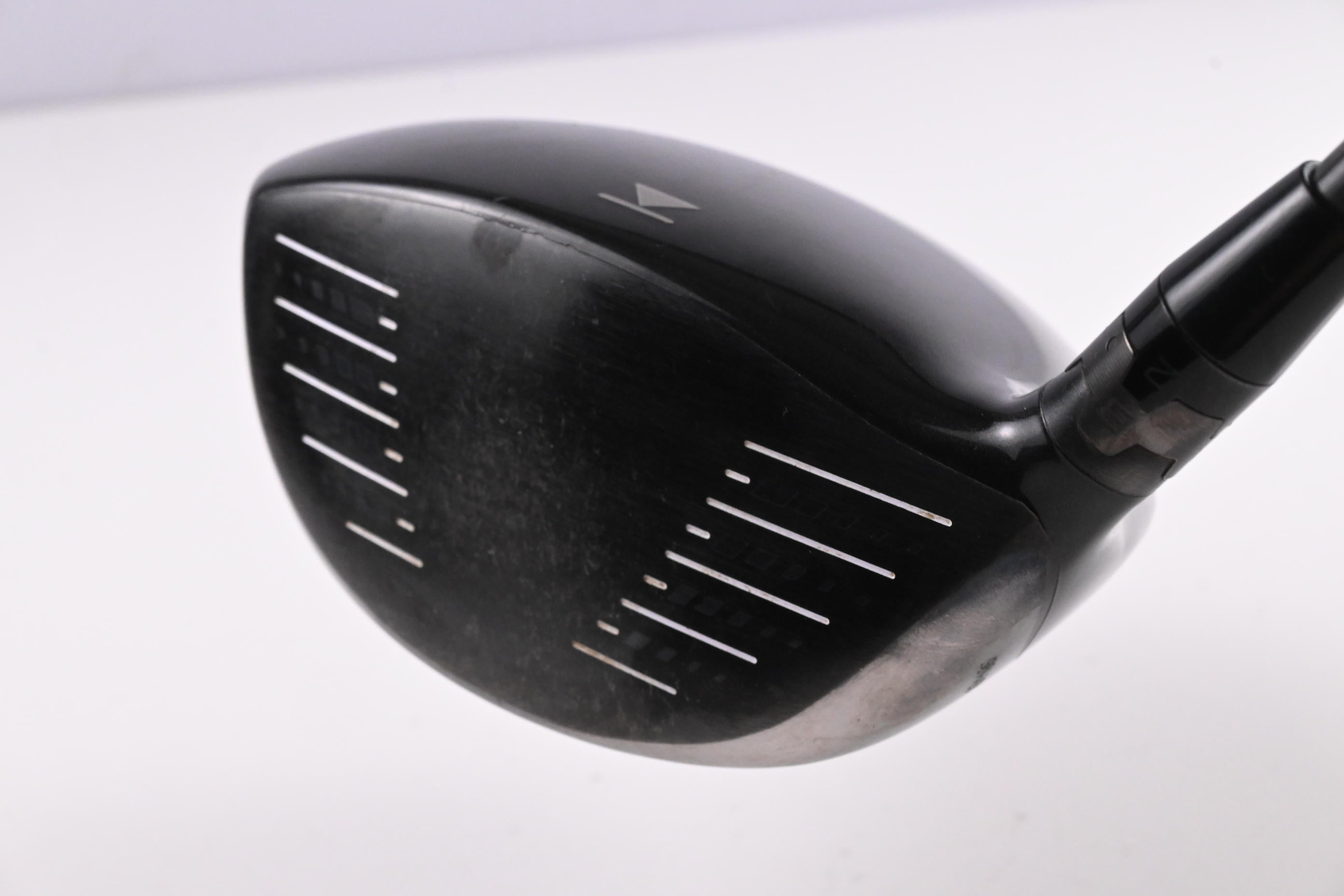 Titleist 913 D2 Driver / 8.5 Degree / Stiff Flex Aldila RIP Phenom 70 Shaft