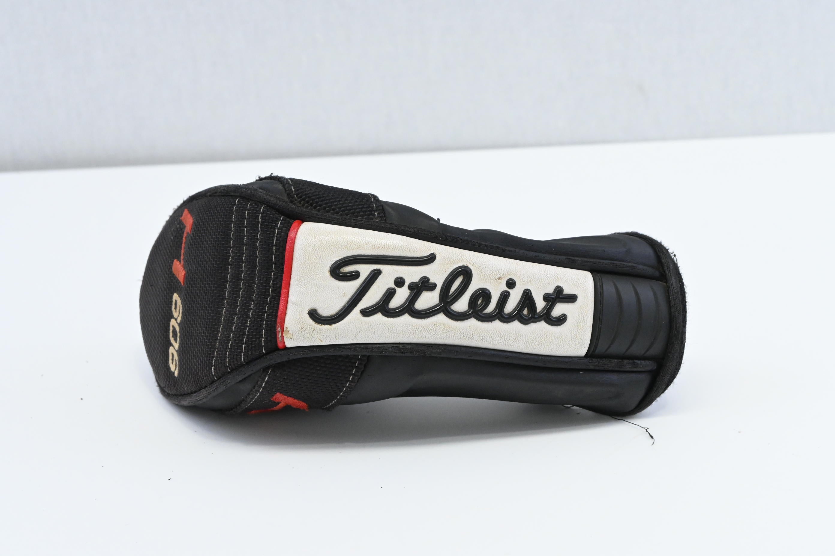 Titleist 909H #4 Hybrid / 24 Degree / Regular Flex Diamana 80 Shaft