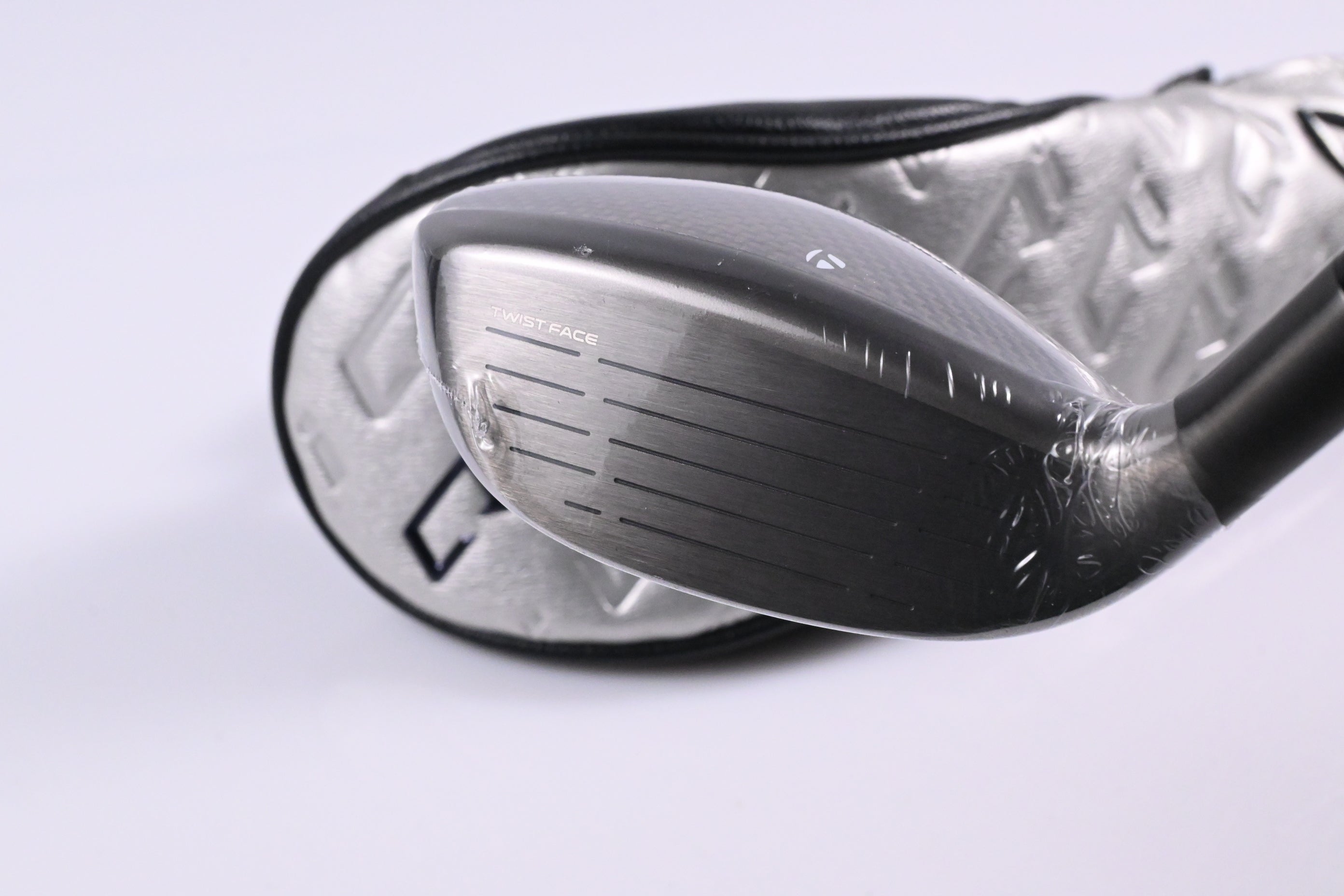 Taylormade Qi35 Max Lite #5 Hybrid / 27 Degree / Senior Flex Vanquish 5 Shaft