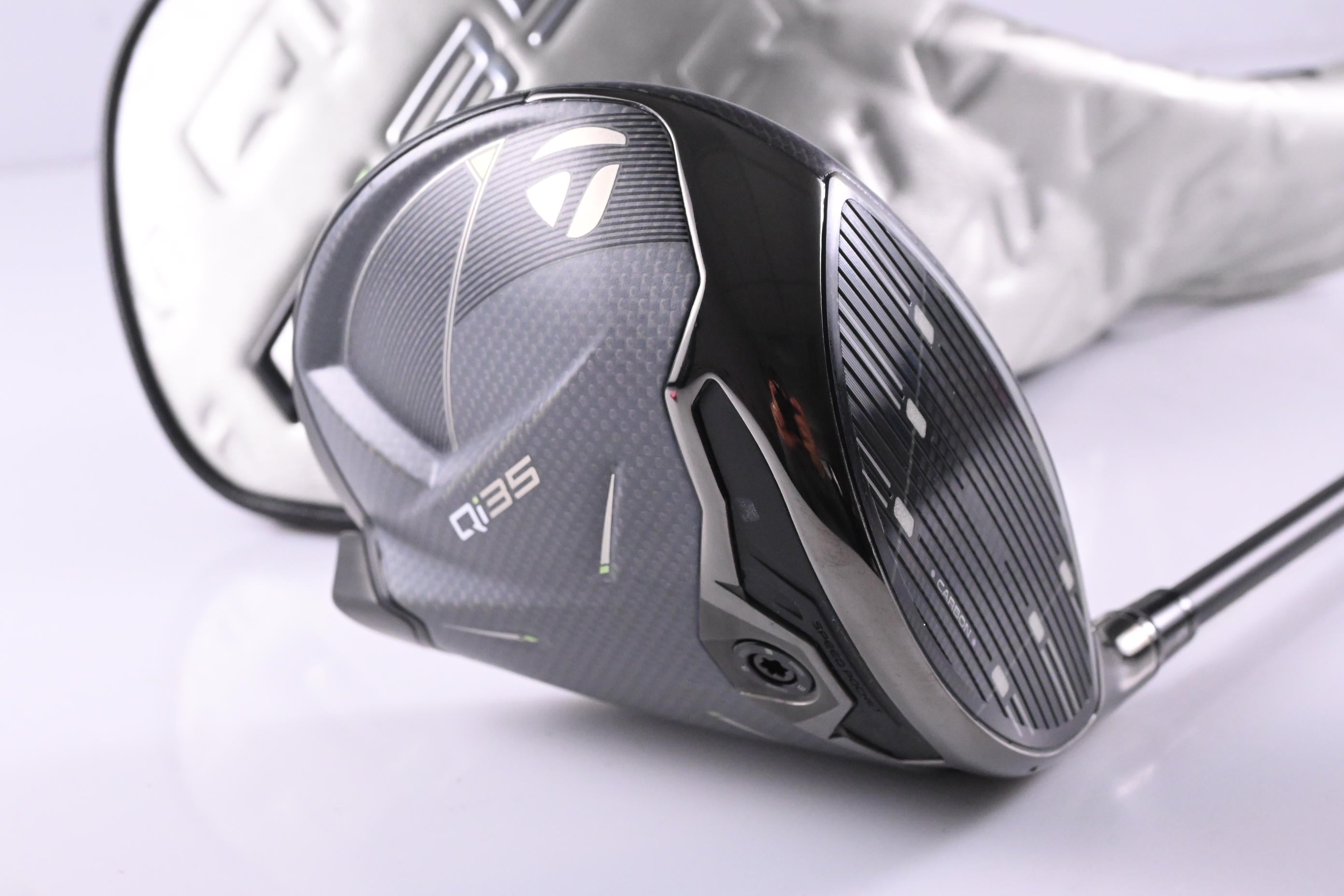Taylormade Qi35 Driver / 9 Degree / Regular Flex Fujikura Ventus Blue 5 Shaft