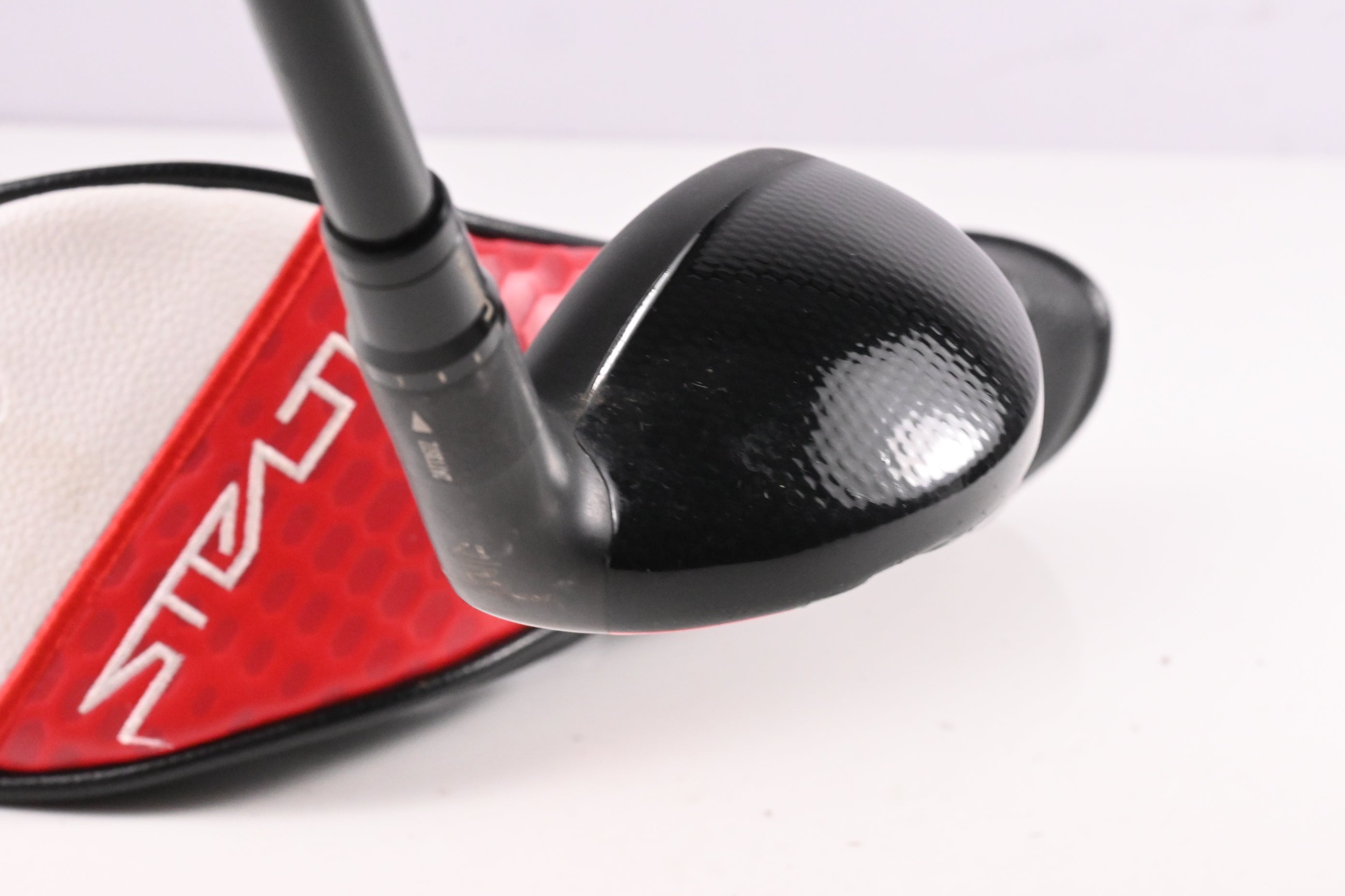 Taylormade Stealth 2 Plus #2 Hybrid / 17 Degree / Stiff Flex Kai'li Red 85 Shaft