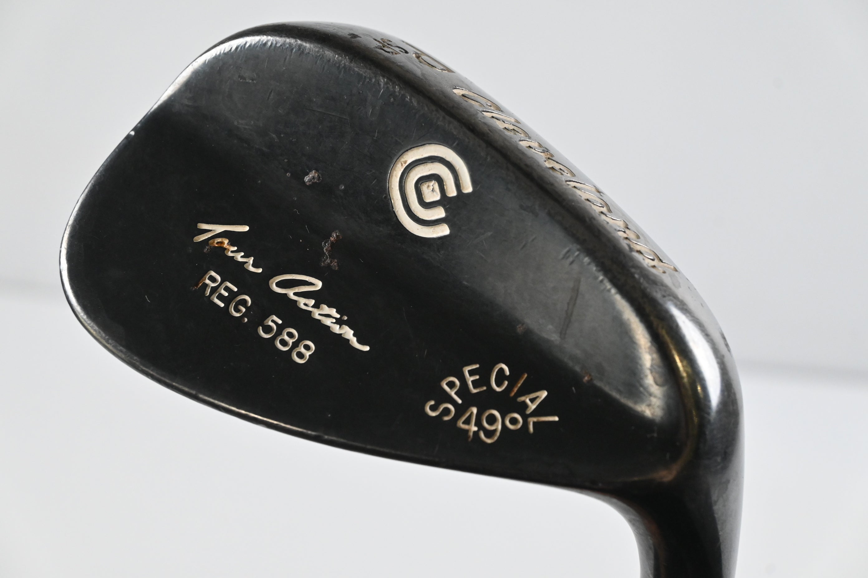 Cleveland 588 Tour Action Pitching Wedge / 49 Degree / Wedge Flex Steel Shaft