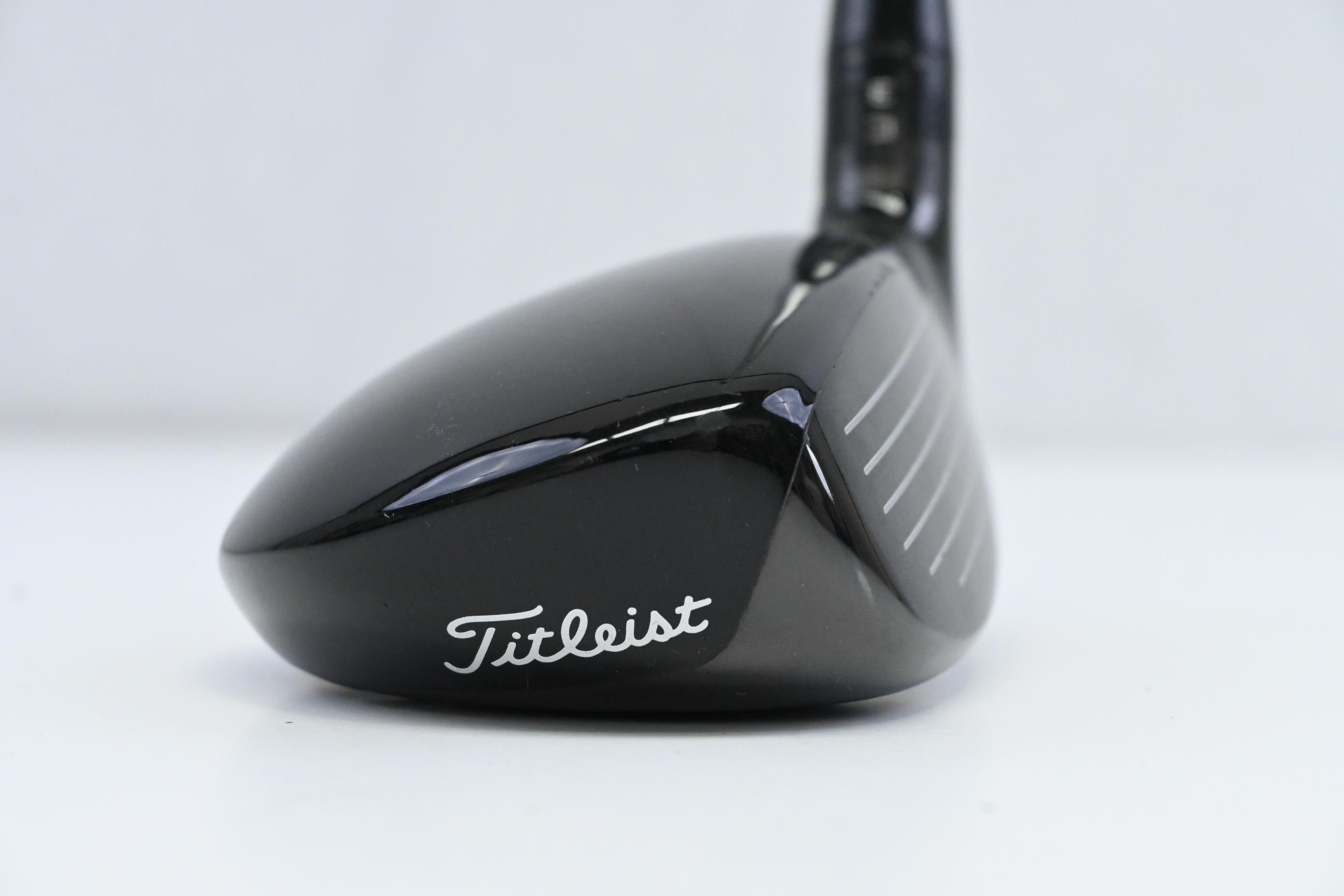 Titleist GT2 #3 Hybrid / 18 Degree / Regular Flex Fujikura Air Speeder 50