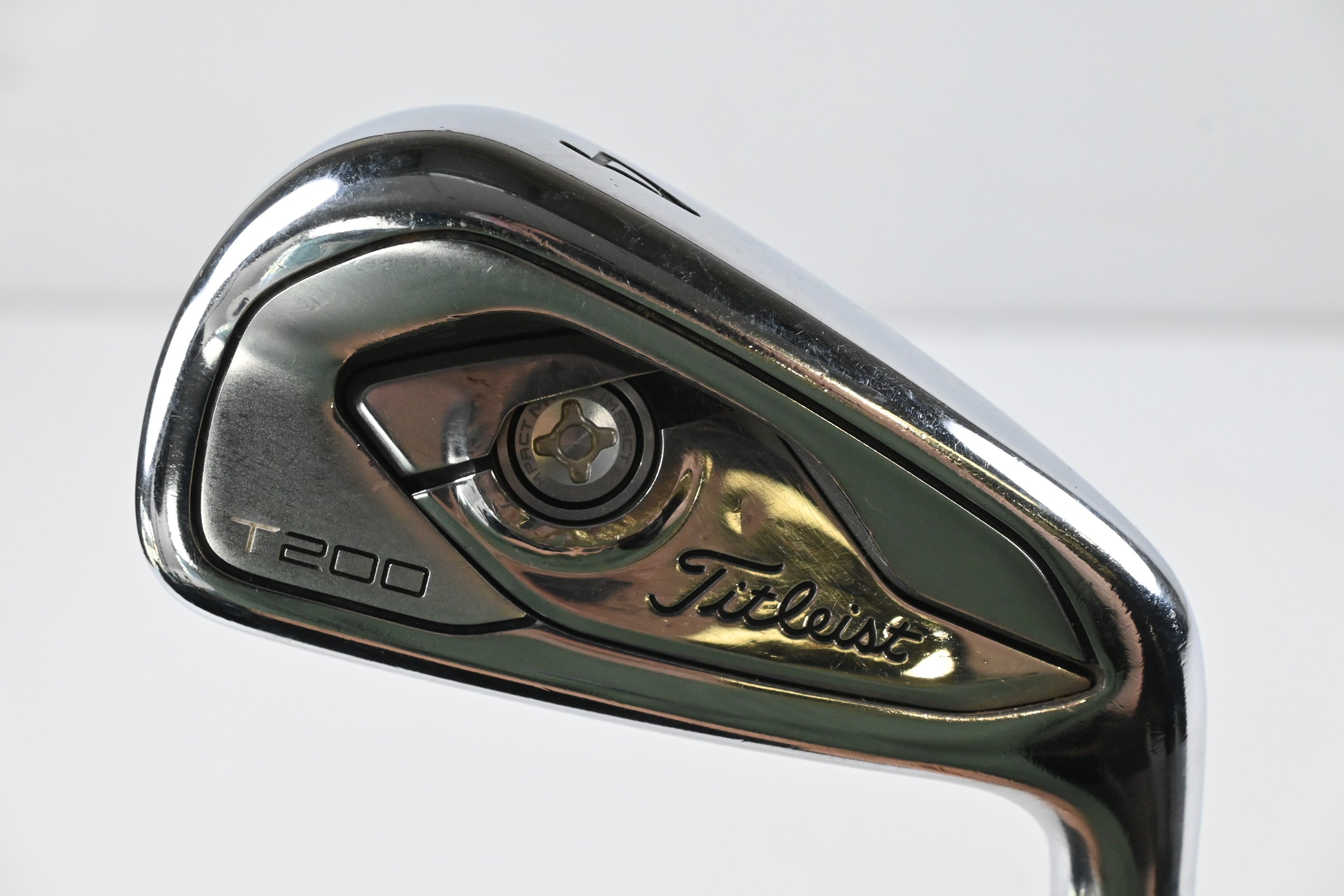 Titleist T200 2019 #4 Iron / 21 Degree / Stiff Flex AMT Red S300 Shaft