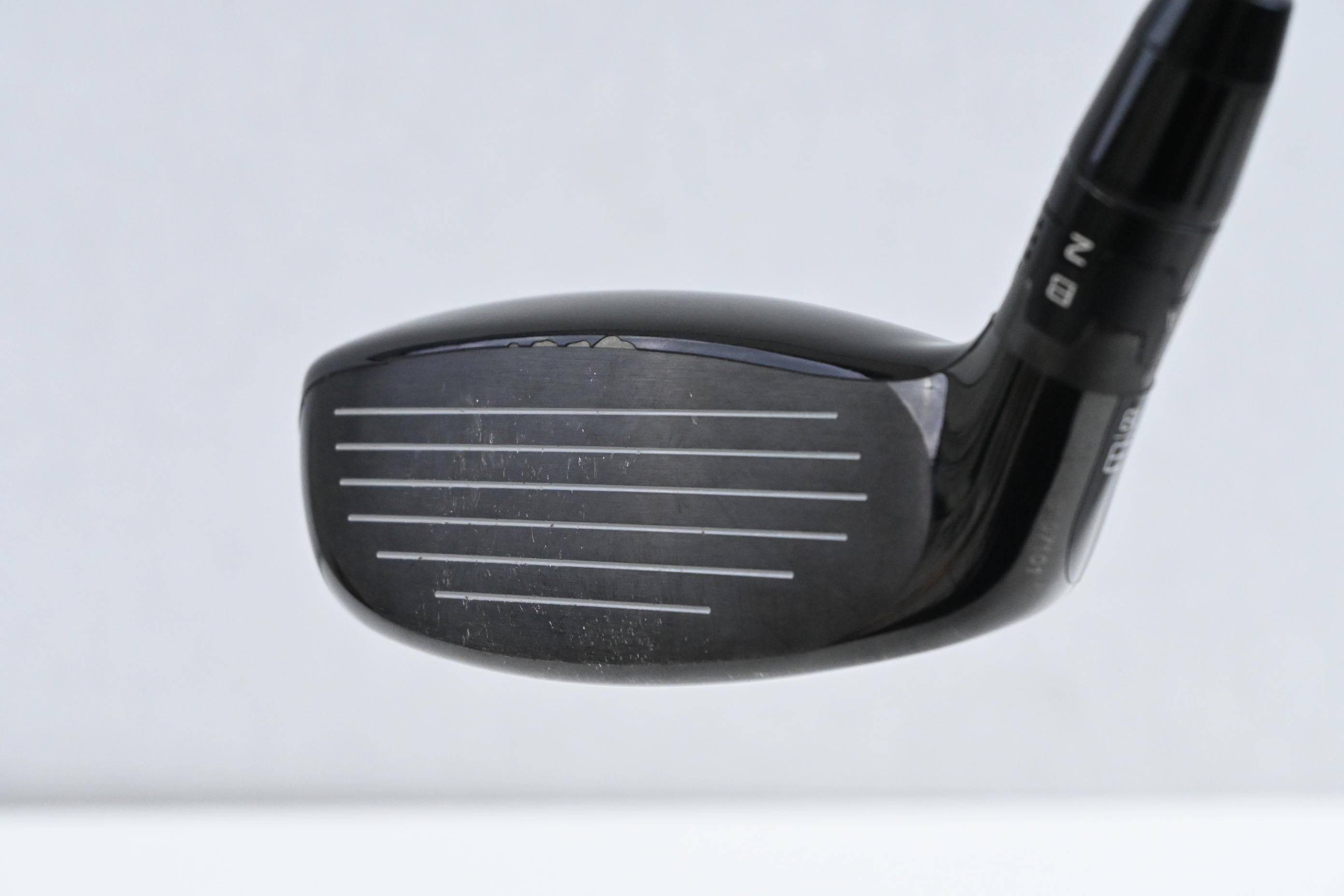 Titleist GT2 #3 Hybrid / 18 Degree / Regular Flex Fujikura Air Speeder 50