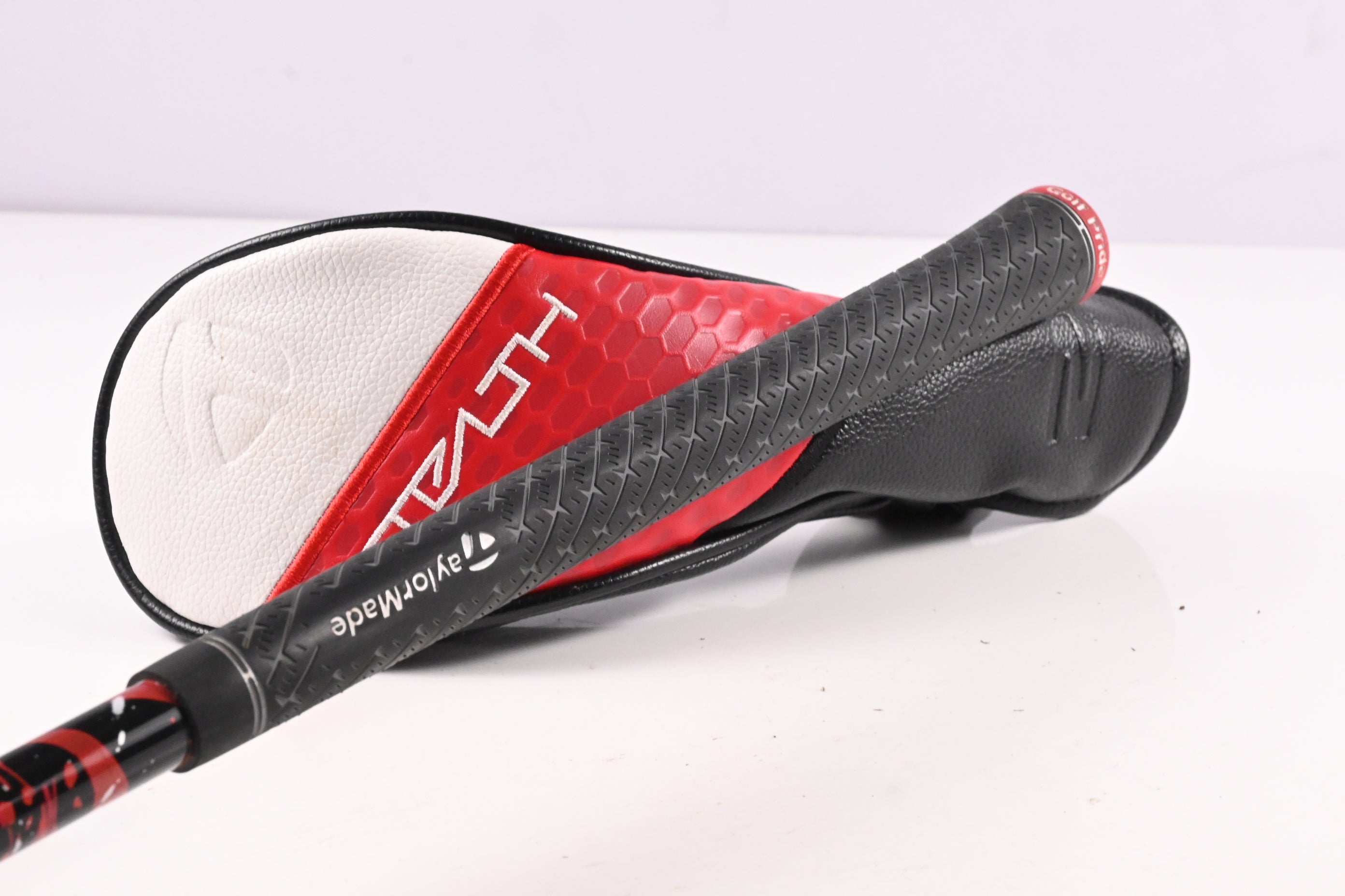 Taylormade Stealth 2 Plus #2 Hybrid / 17 Degree / Stiff Flex Kai'li Red 85 Shaft