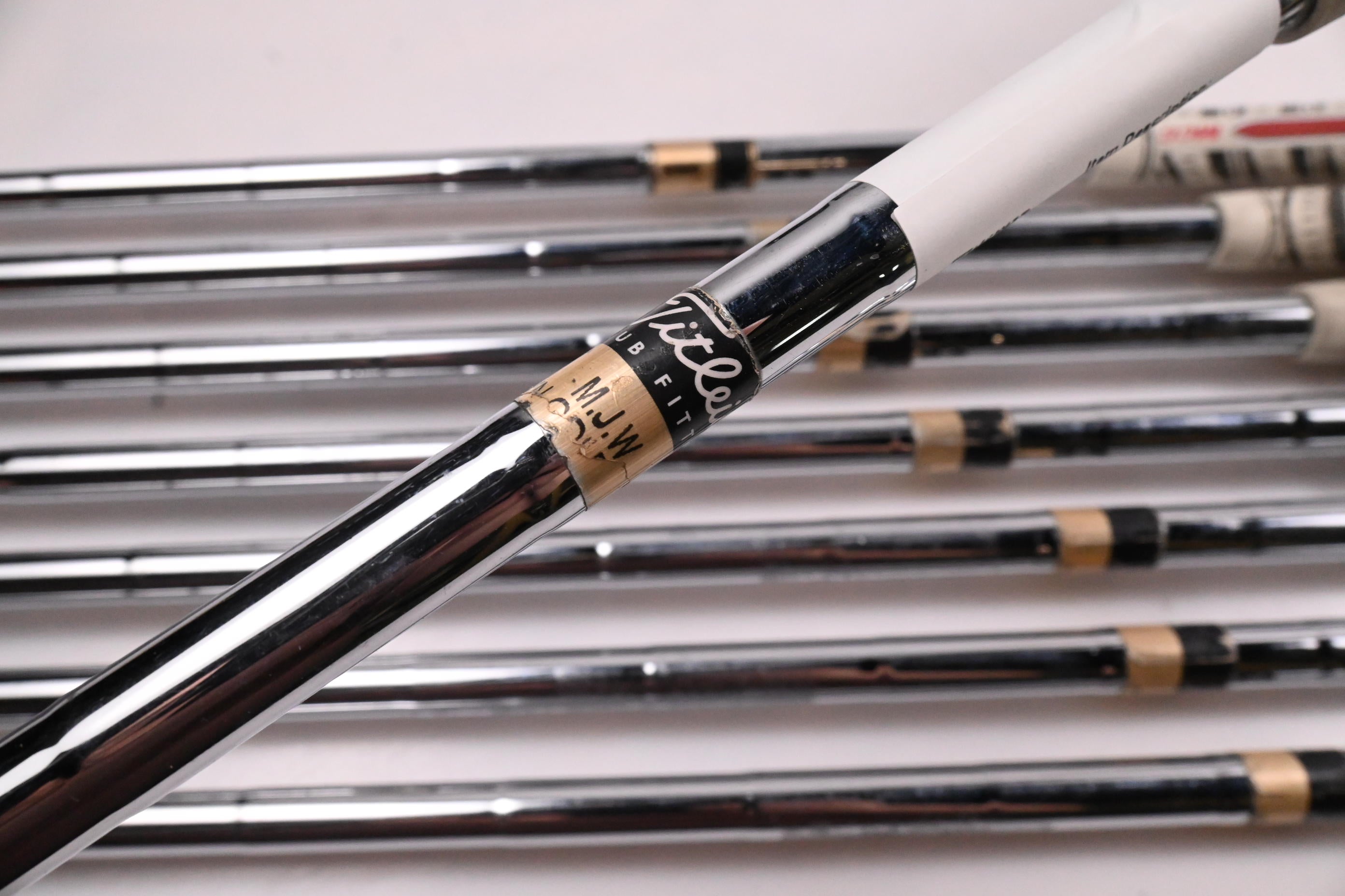 Titleist 704.CB Irons / 3-PW / Regular Flex Dynamic Gold R300 Shafts
