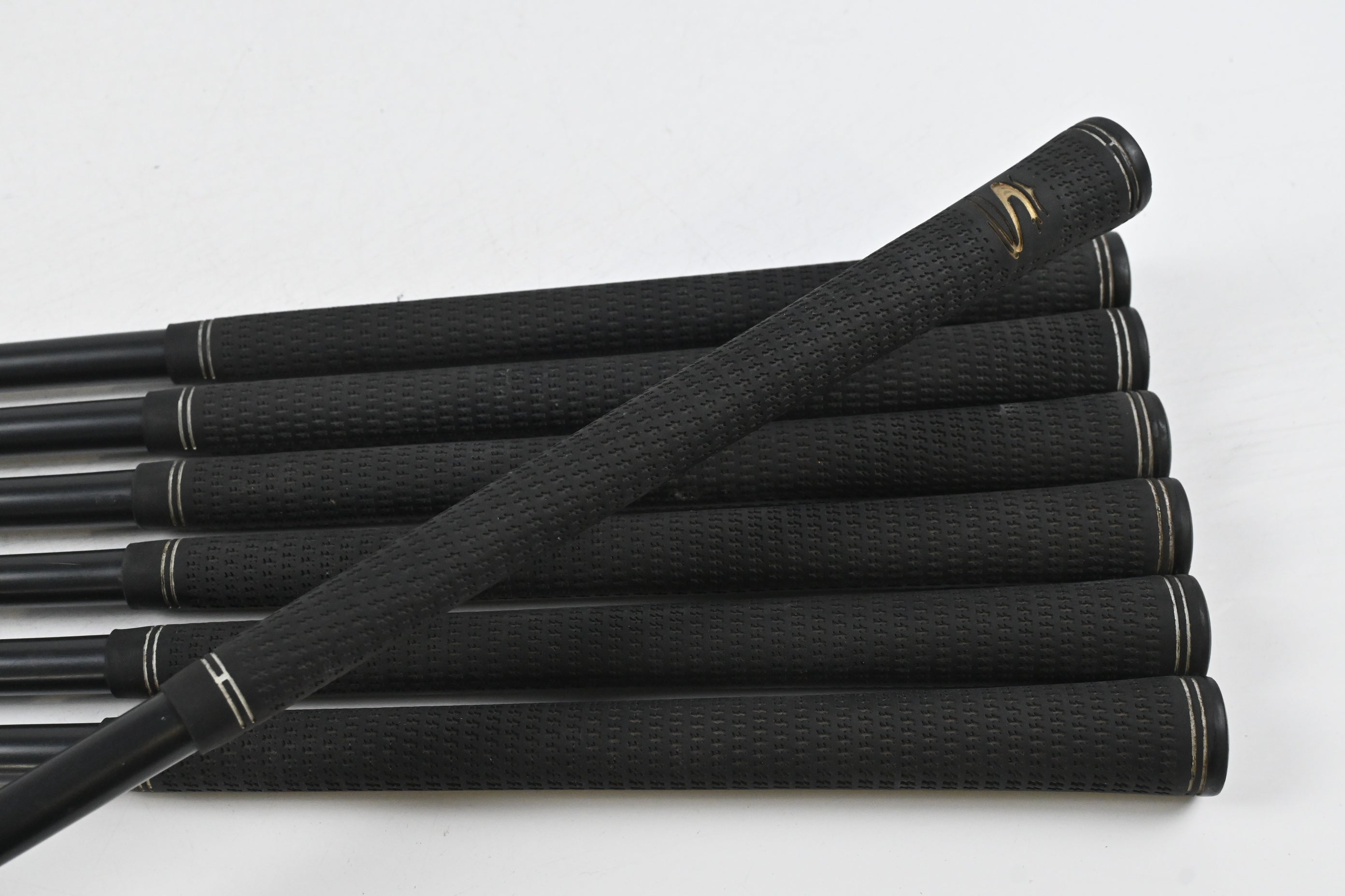 Cobra CXi Irons / 4-PW / Regular Flex Cobra Ultralite Shafts