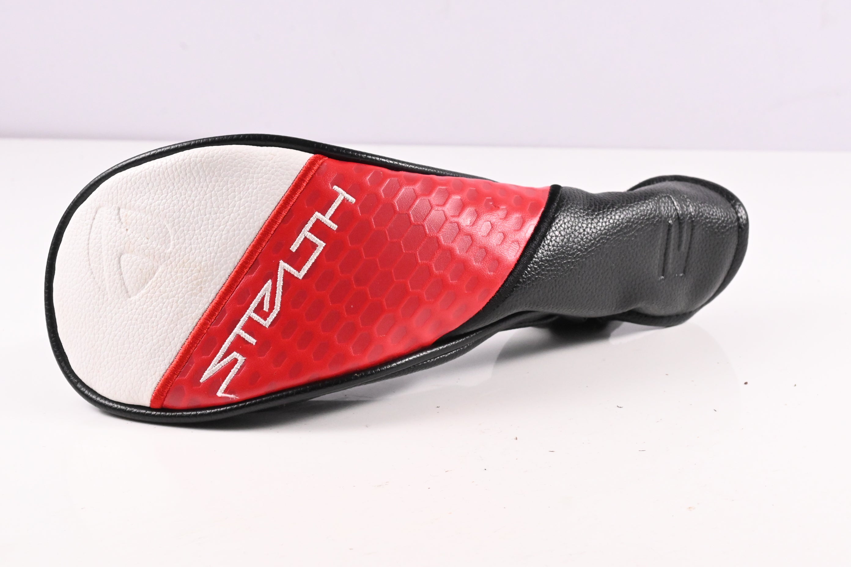 Taylormade Stealth 2 Plus #2 Hybrid / 17 Degree / Stiff Flex Kai'li Red 85 Shaft
