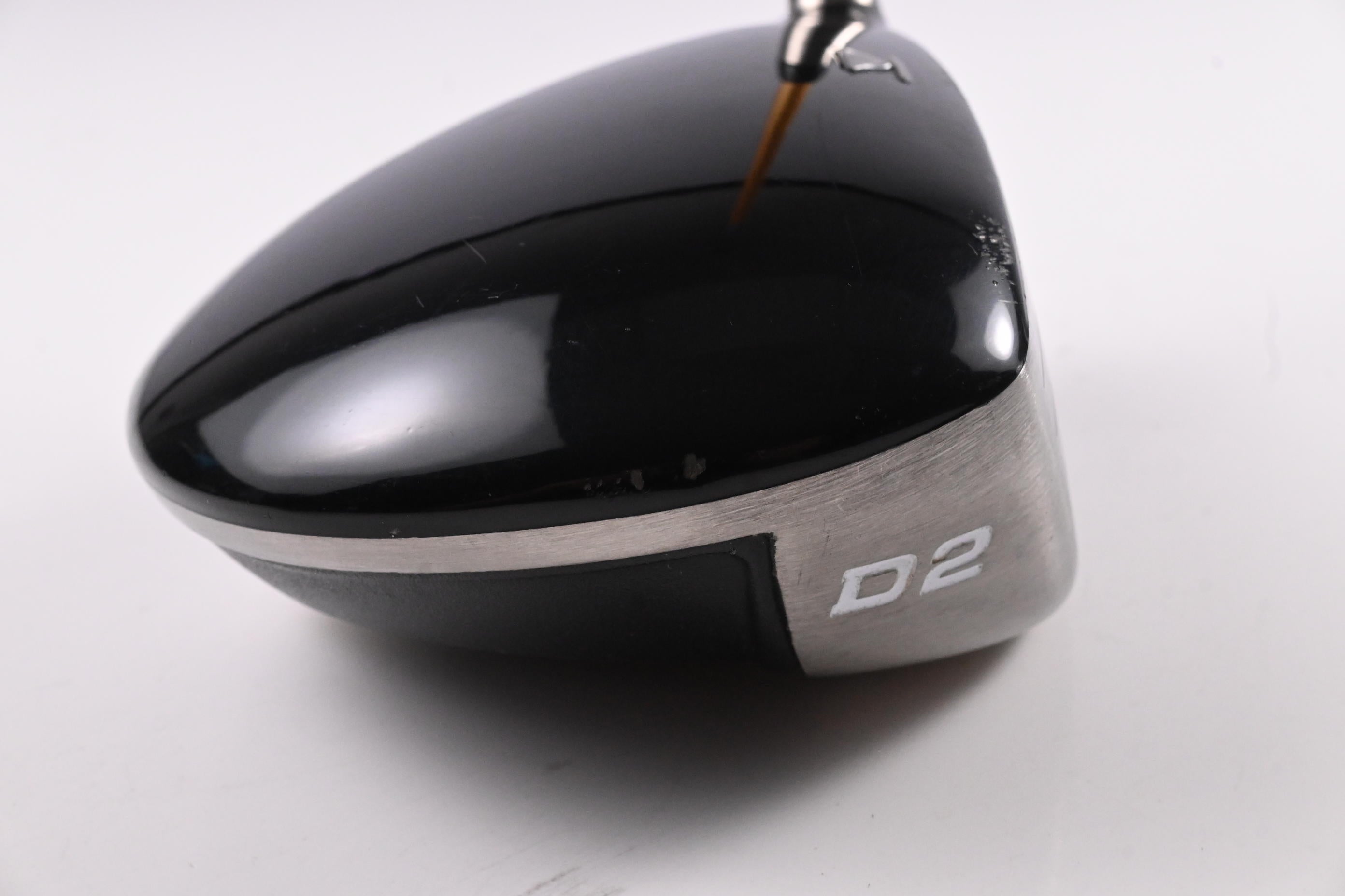 Titleist 907 D2 Driver / 9.5 Degree / Stiff Flex UST ProForce V2 66 Shaft