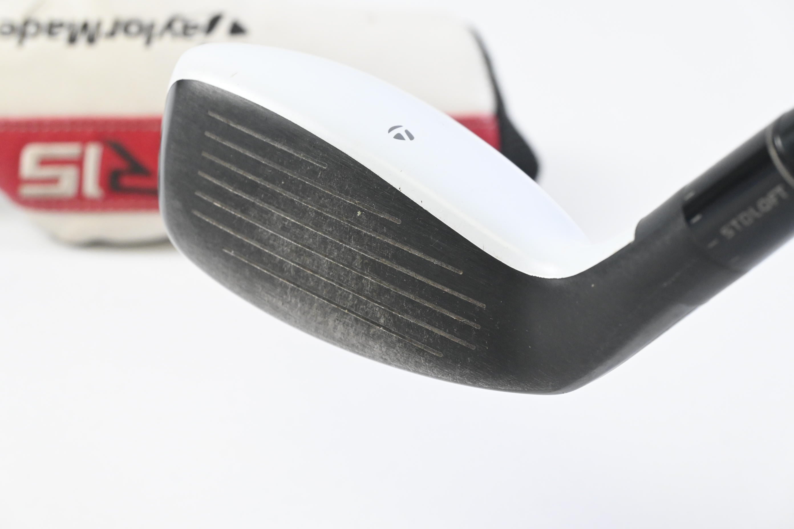 Taylormade R15 #3 Hybrid / 19 Degree / Regular Flex Fujikura Evolution Speeder