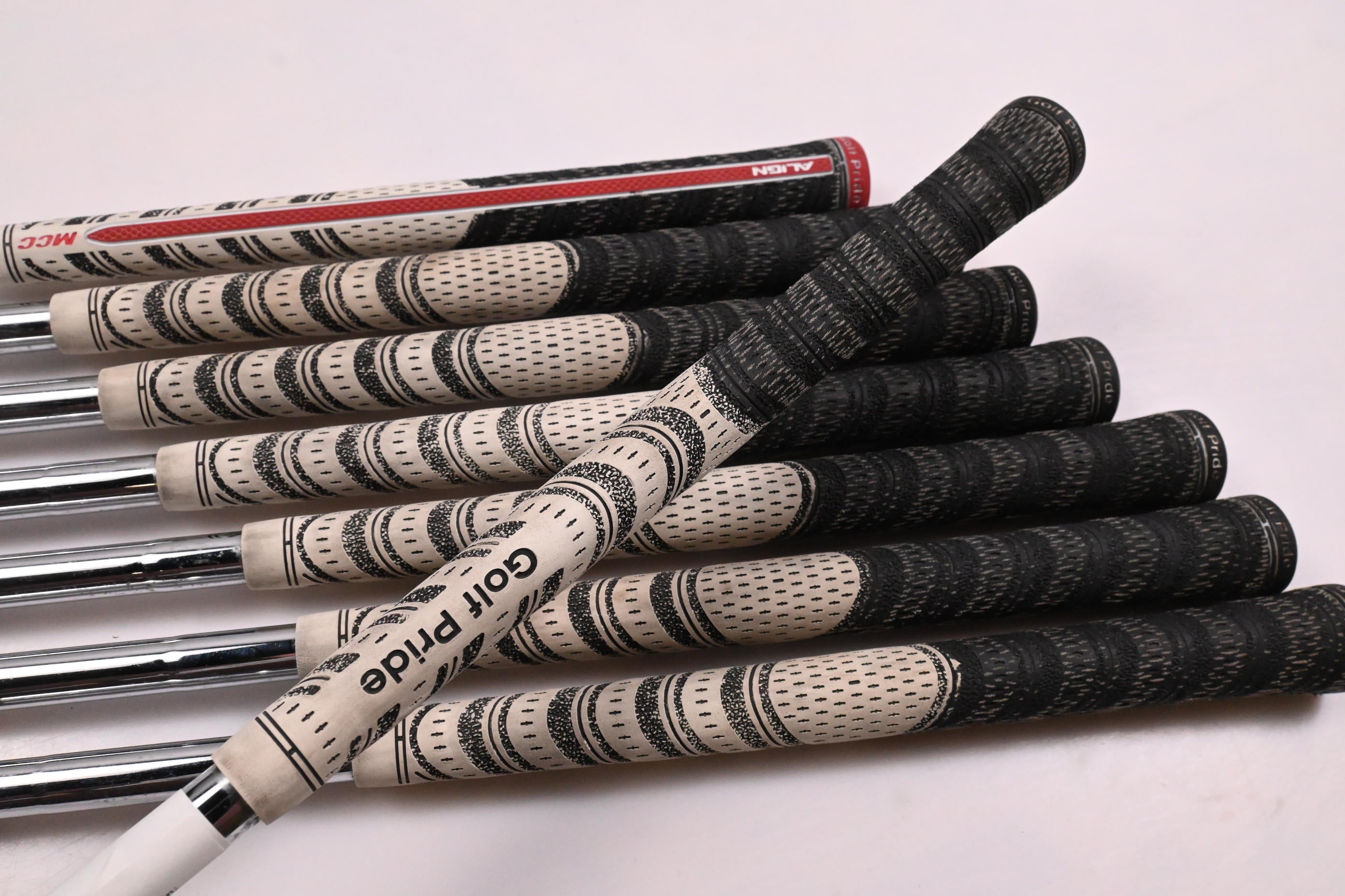 Titleist 704.CB Irons / 3-PW / Regular Flex Dynamic Gold R300 Shafts
