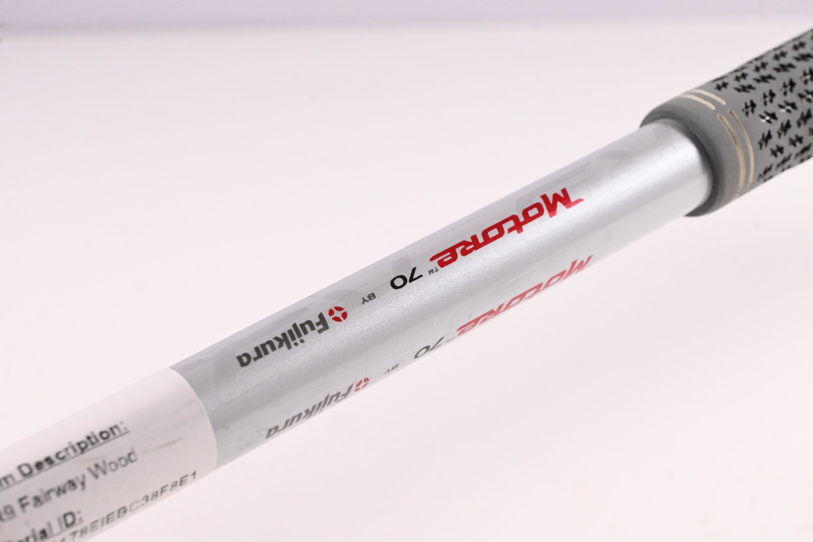 Taylormade R9 #4 Wood / 17 Degree / Regular Flex Fujikura Motore 70 Shaft