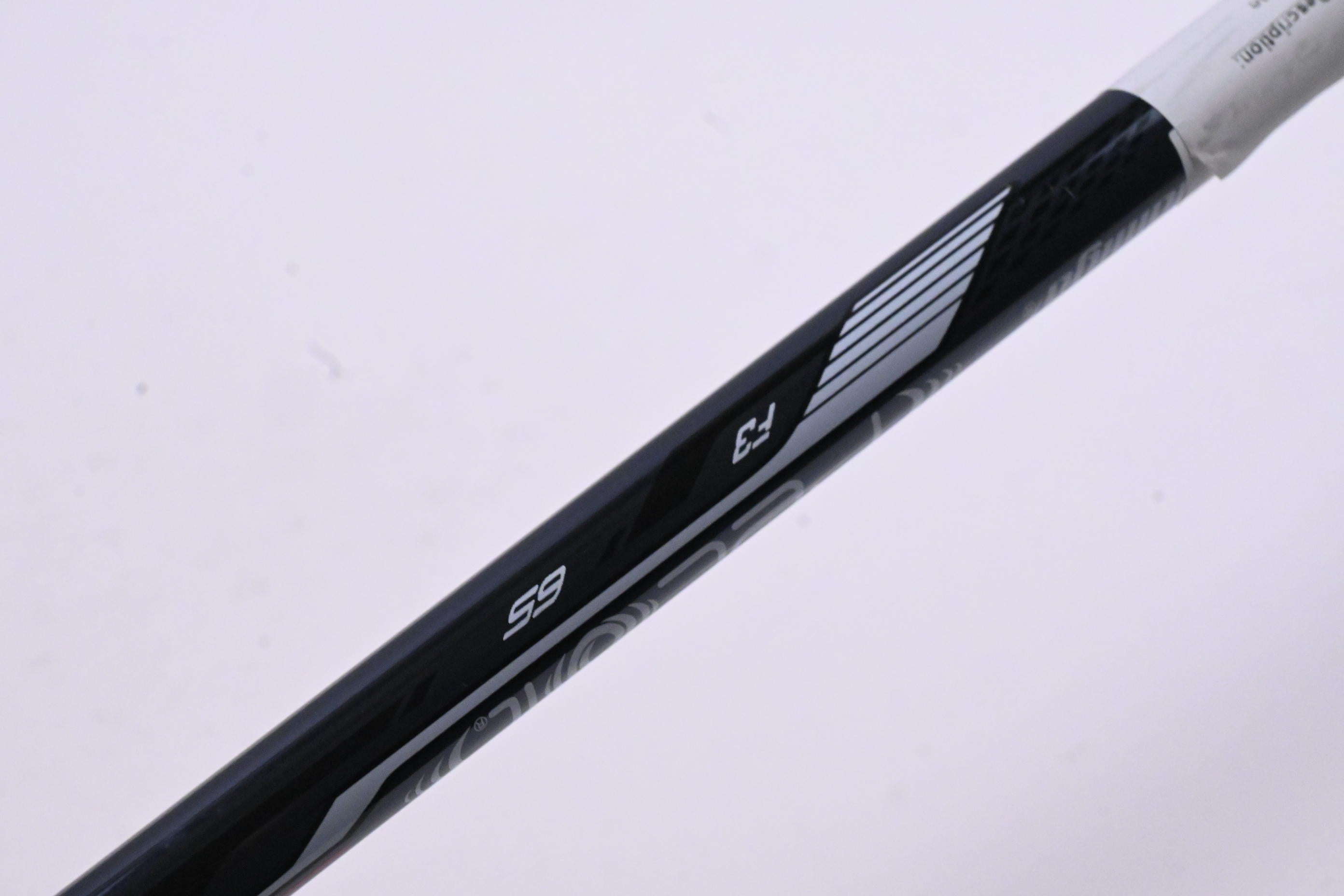 Cleveland RTZ Gap Wedge / 52 Degree / Regular Flex UST Recoil Dart 65 Shaft