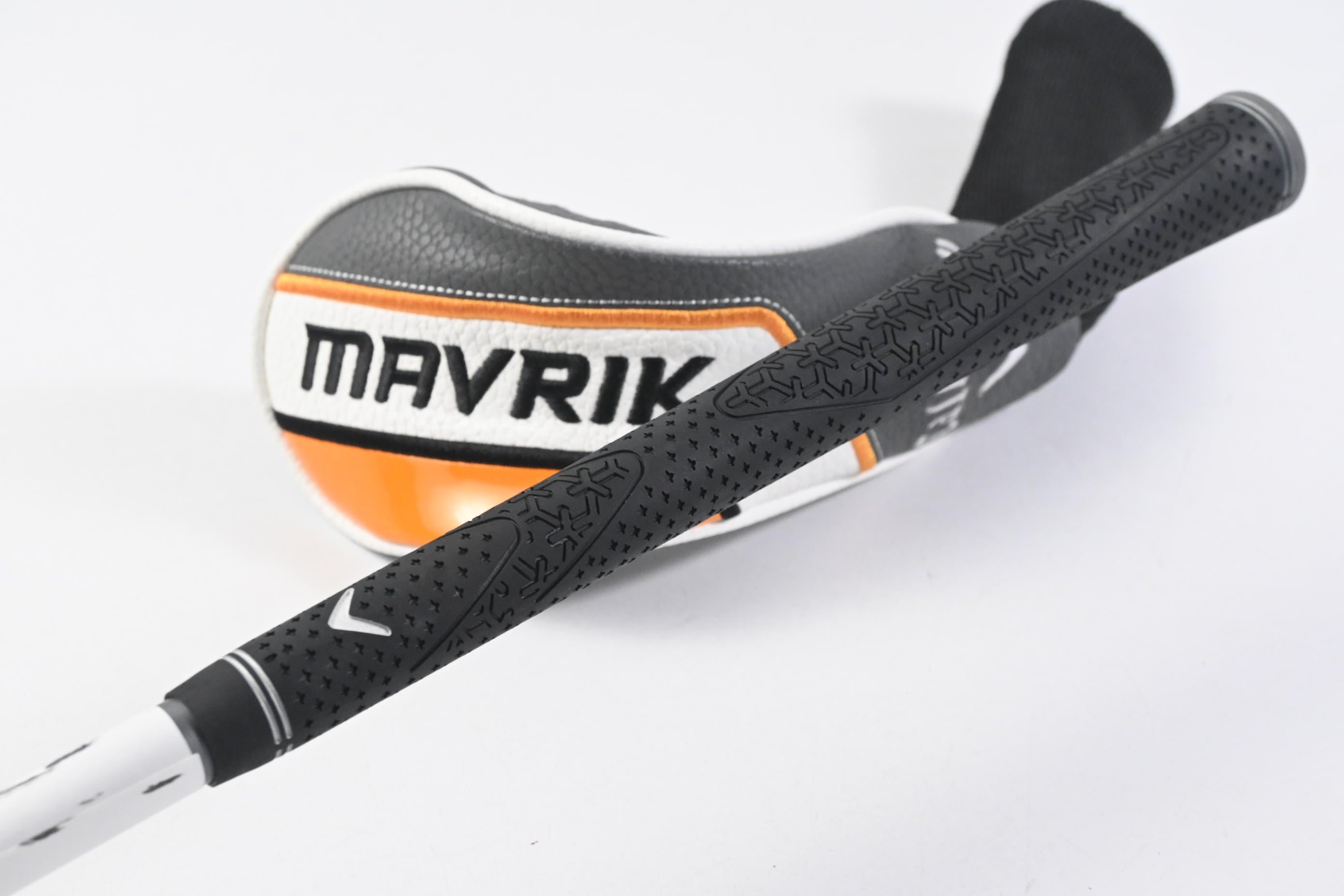 Left Hand Callaway Mavrik #5 Hybrid / 23 Degree / Regular Flex Catalyst 65 Shaft