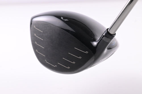 Wilson Staff D7 Driver / 10.5 Degree / Senior Flex Recoil ES 450 Shaft