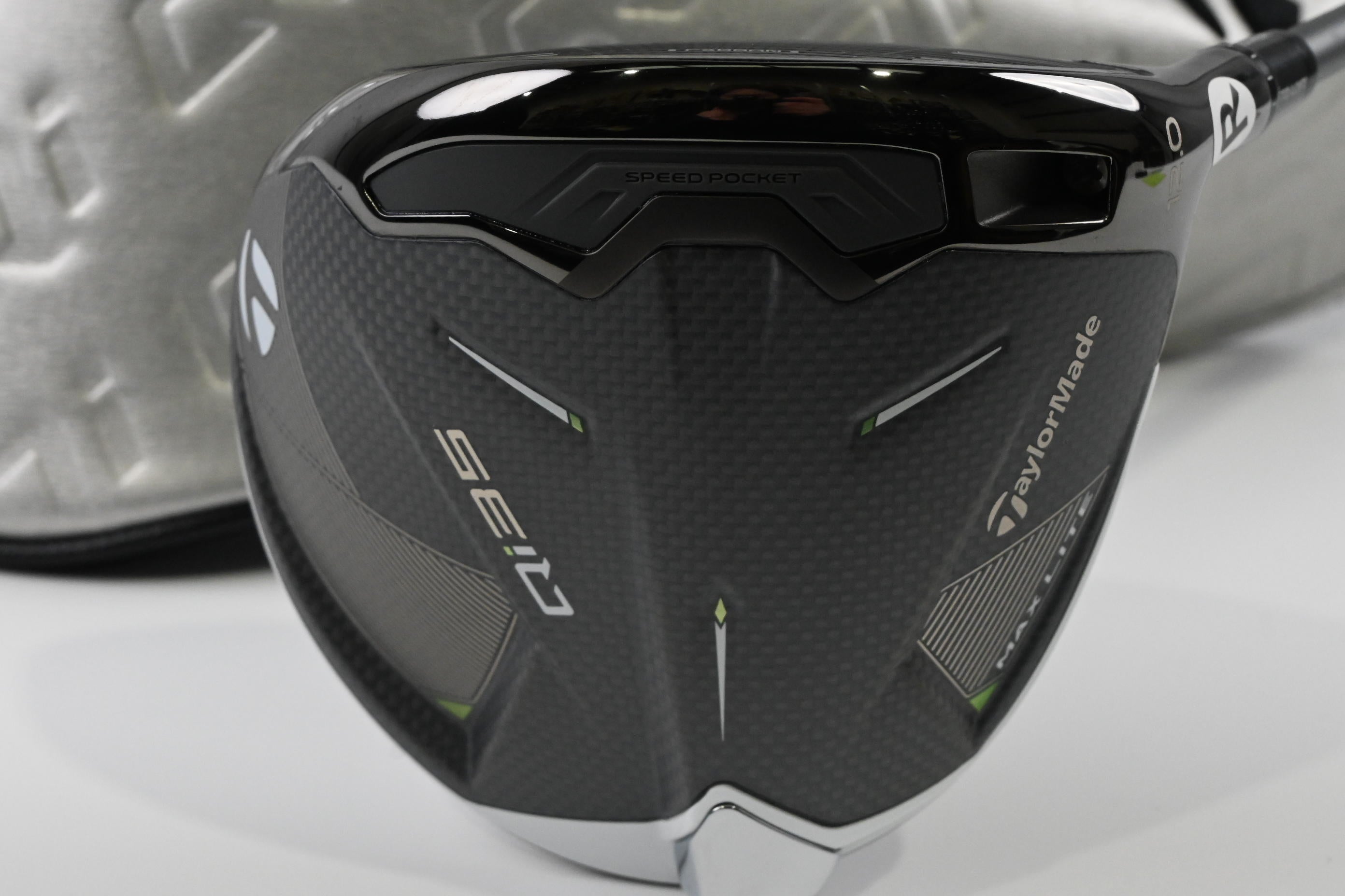Taylormade Qi35 Max Lite Driver / 12 Degree / Regular Flex Fujikura Air Speeder 50