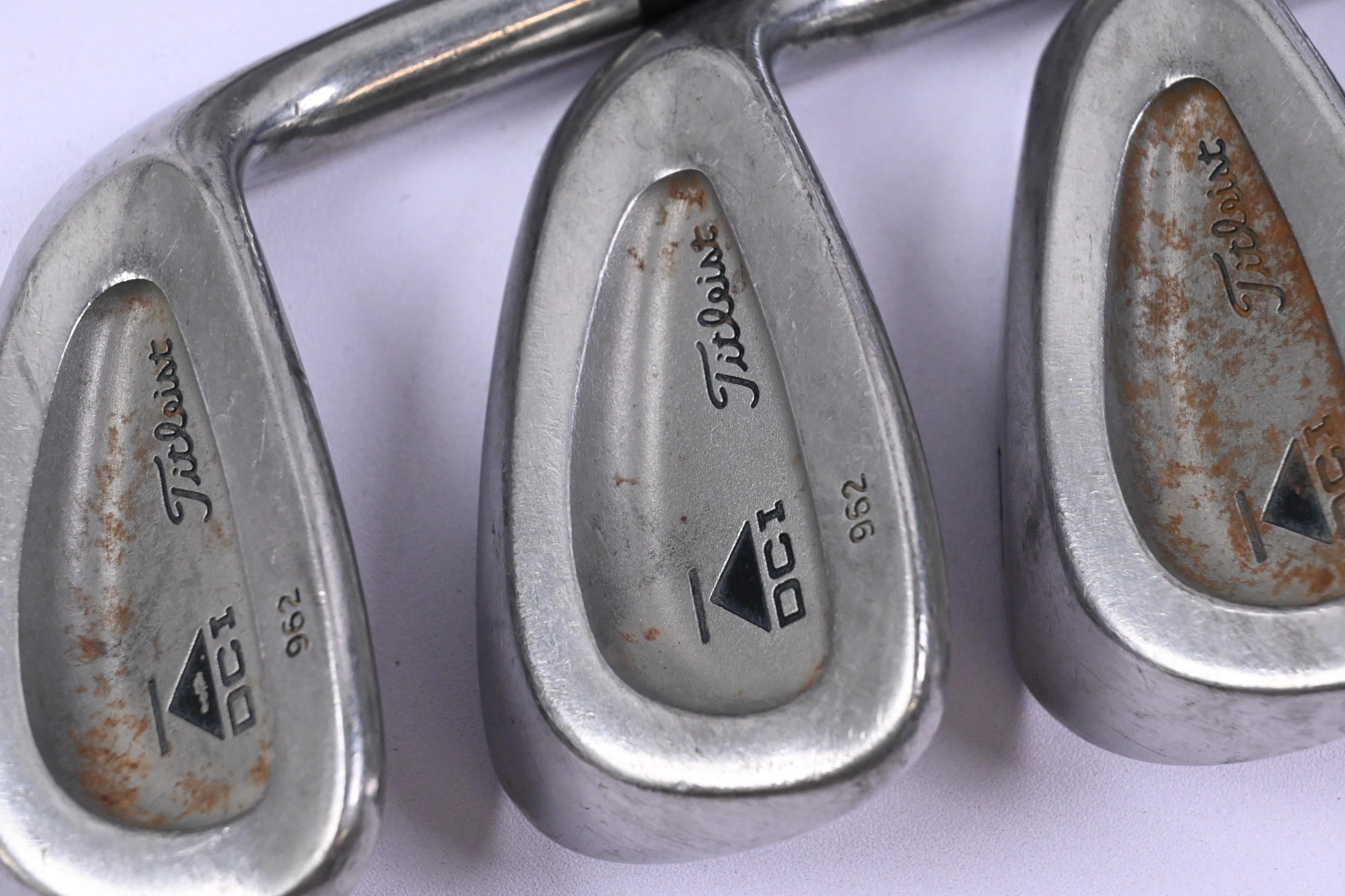 Titleist DCI 962 Irons / 5-PW+SW / Stiff Flex Dynamic Gold S300 Shafts