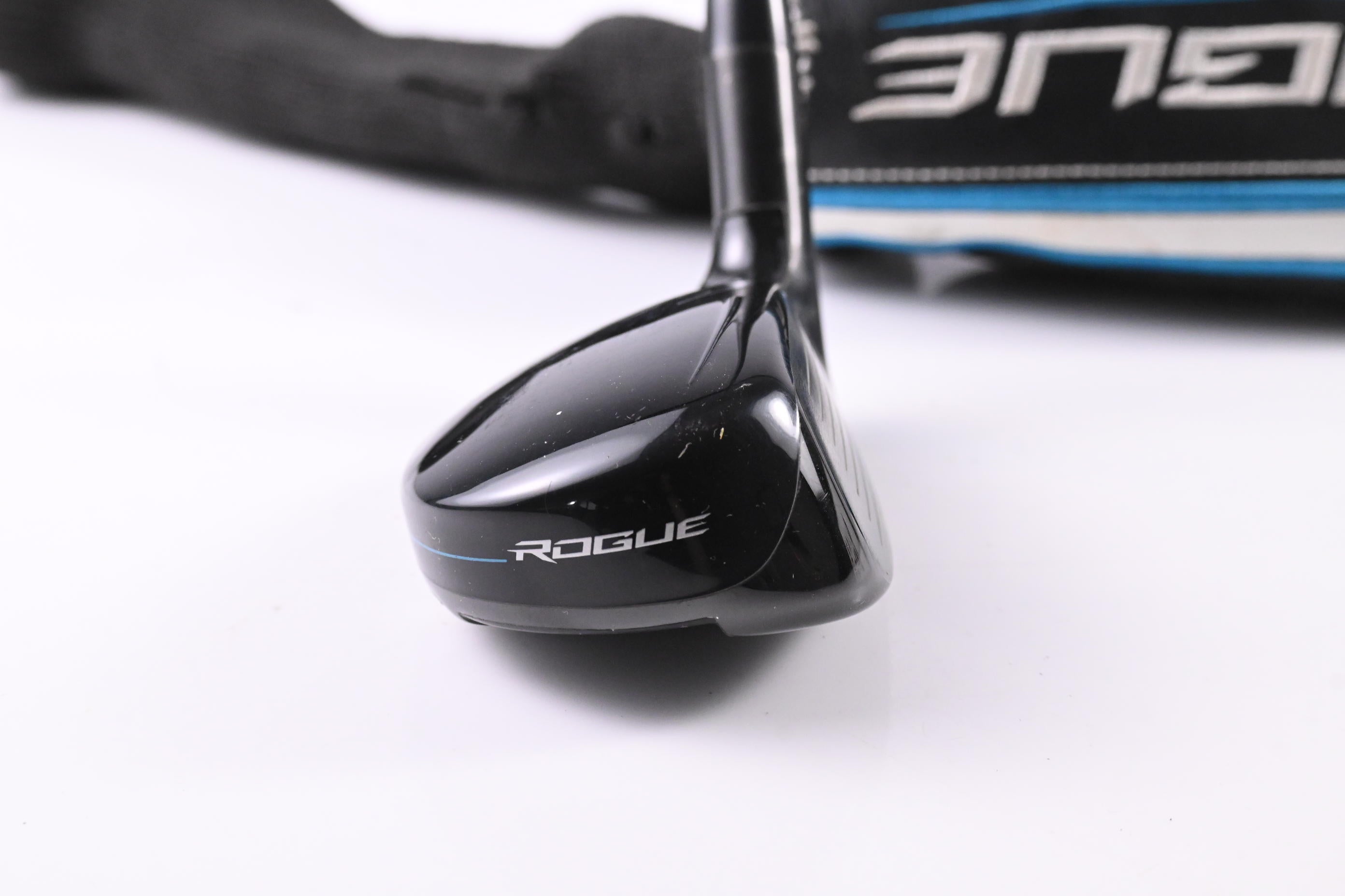 Callaway Rogue #4 Hybrid / 21 Degree / Regular Flex Fubuki AT 55 Shaft